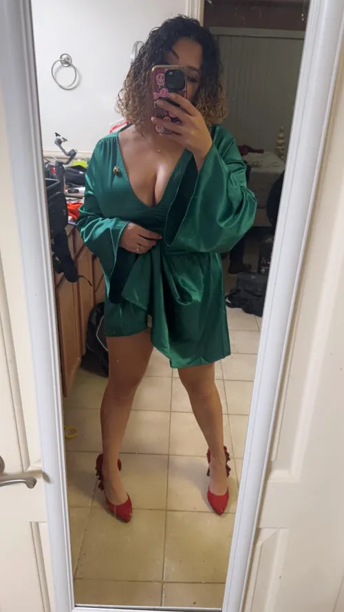 Thumbnail Sshhitsscarlet: Naughty Encounters with a Mature Milf
