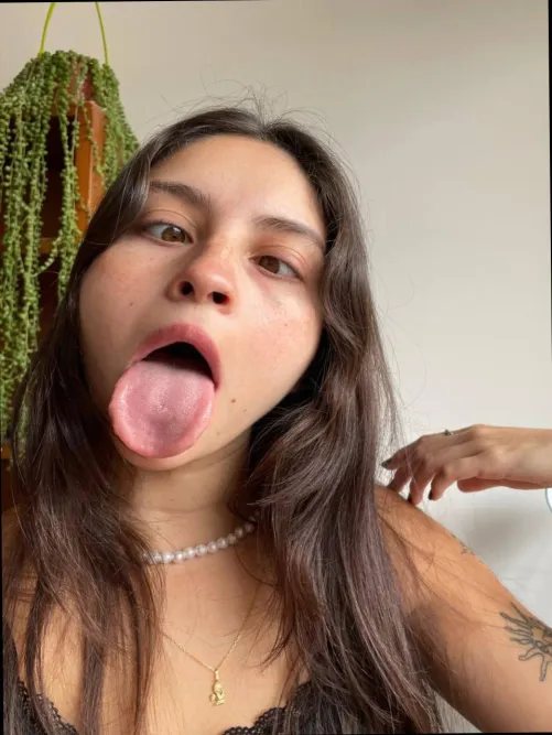 Thumbnail Destroying Limits in RealAhegao Art by PetitezxLady