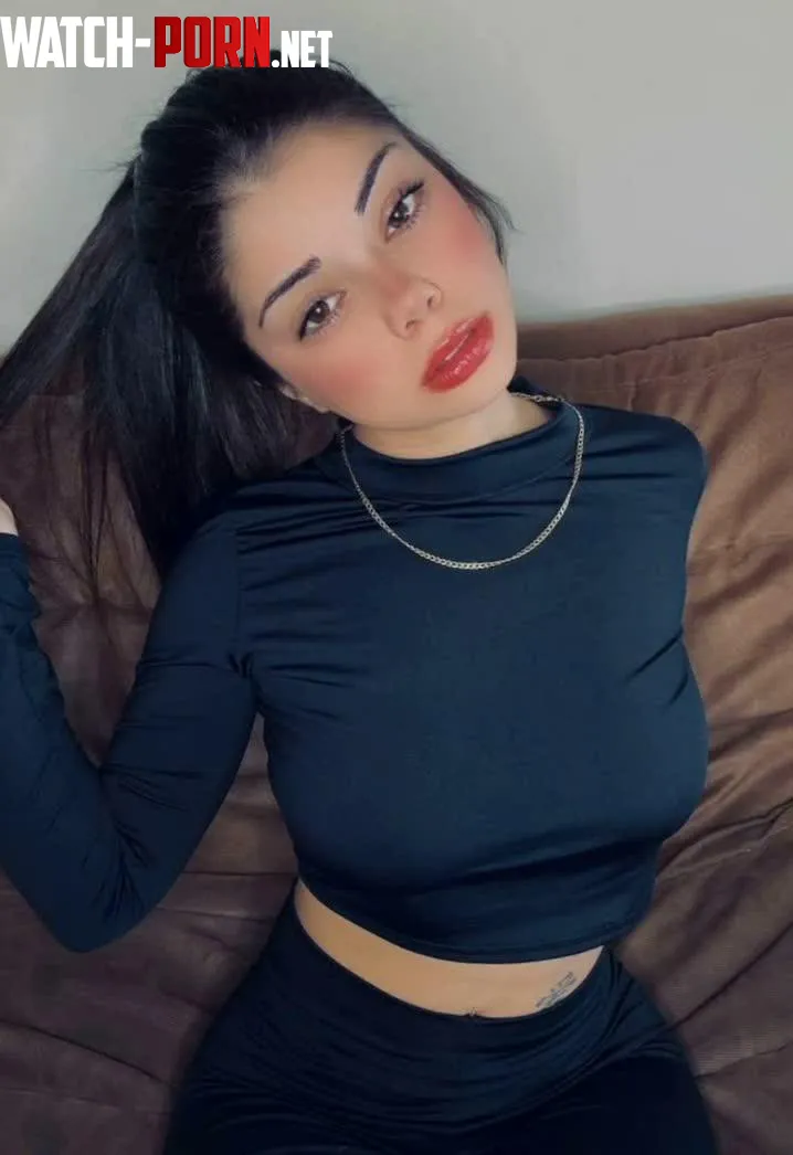 Sexy and stylish with my favorite crop top by animeebaddie