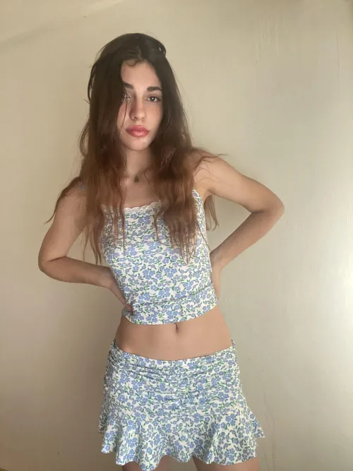 Thumbnail ElonMuskGirlfriend's Stylish Delight: Sunny Day Outfit Inspiration in MirrorSelfie Series