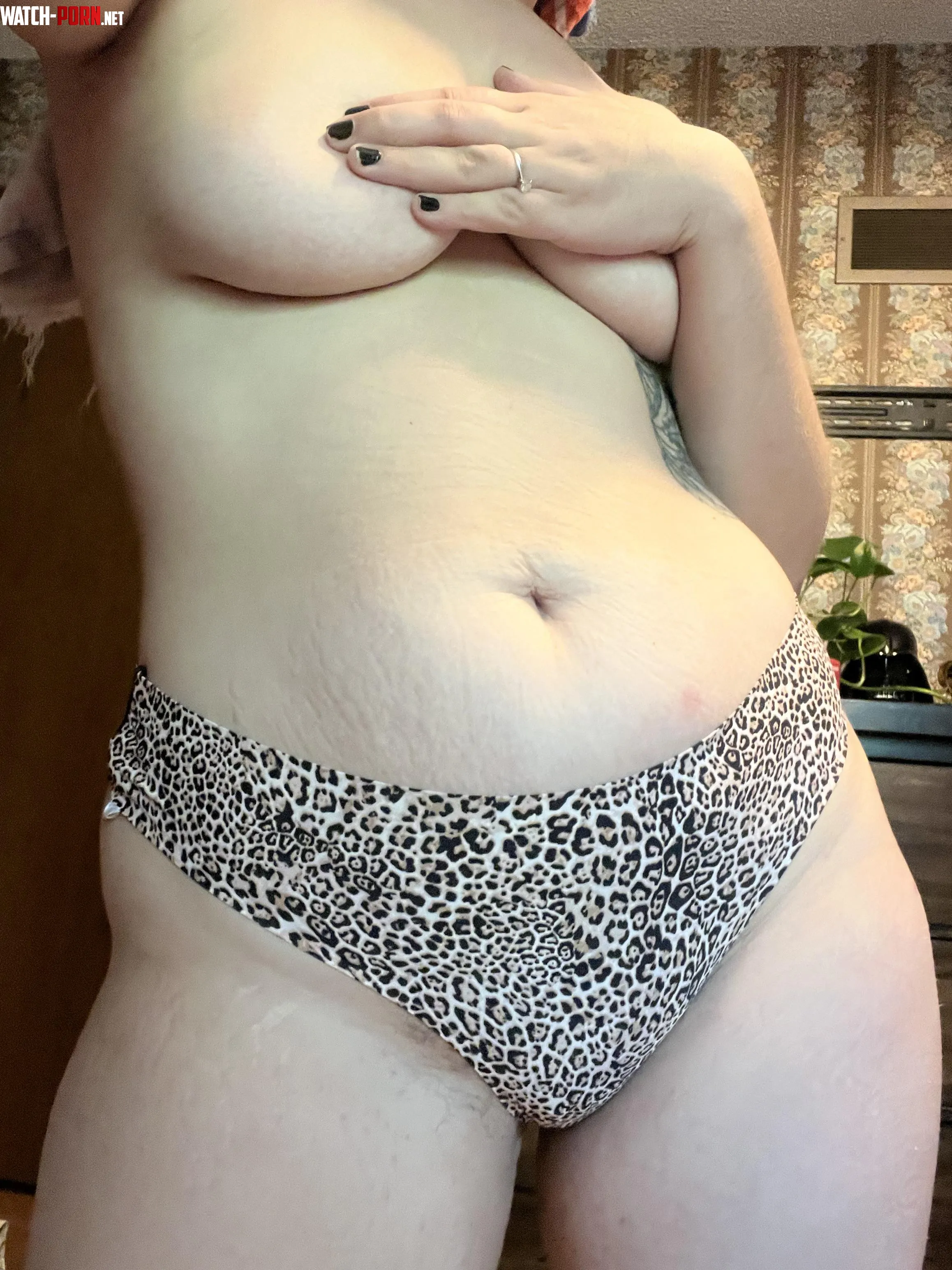 Dont you love the cheetah print  by Sophieluvv1