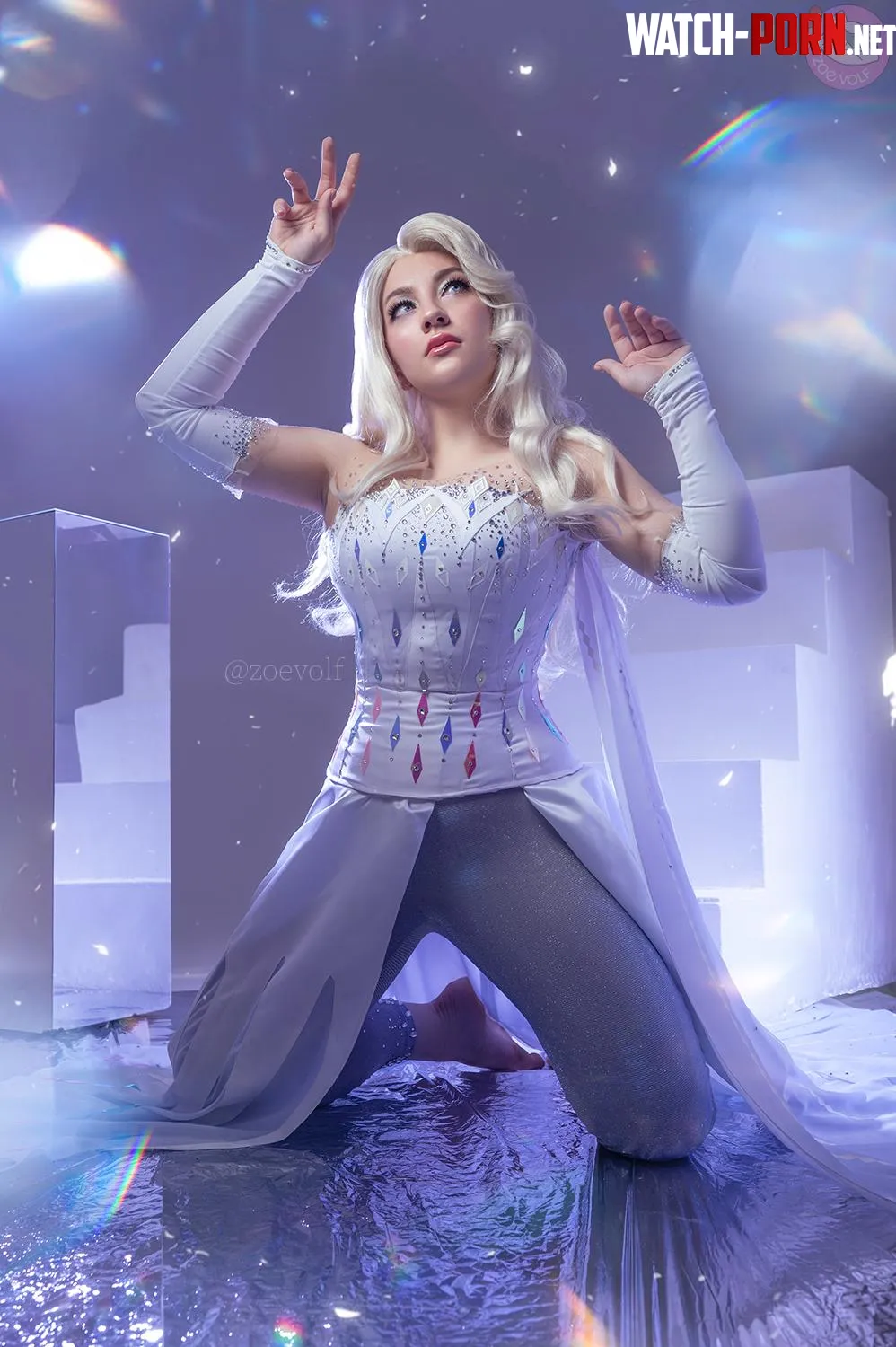 Elsa cosplay by ZoeVolf by ZoeVolf