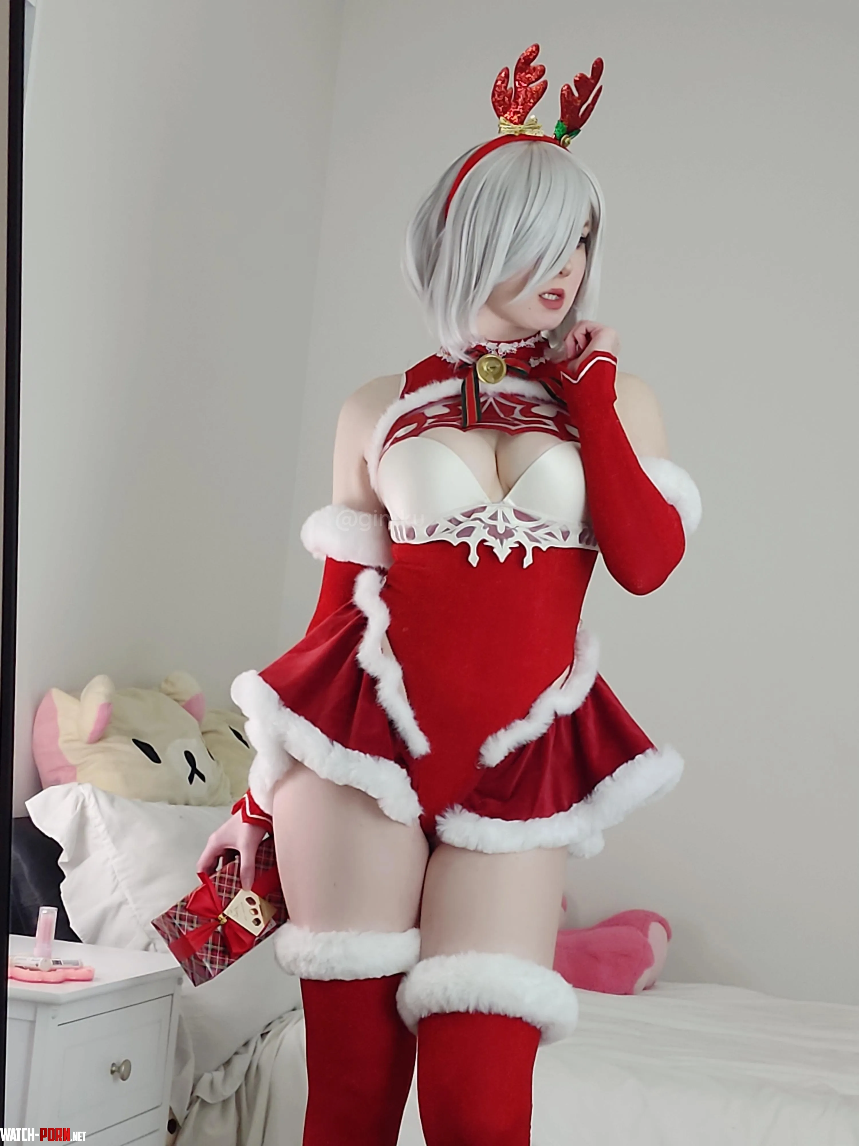 Christmas 2b Cosplay by gintku by gintku