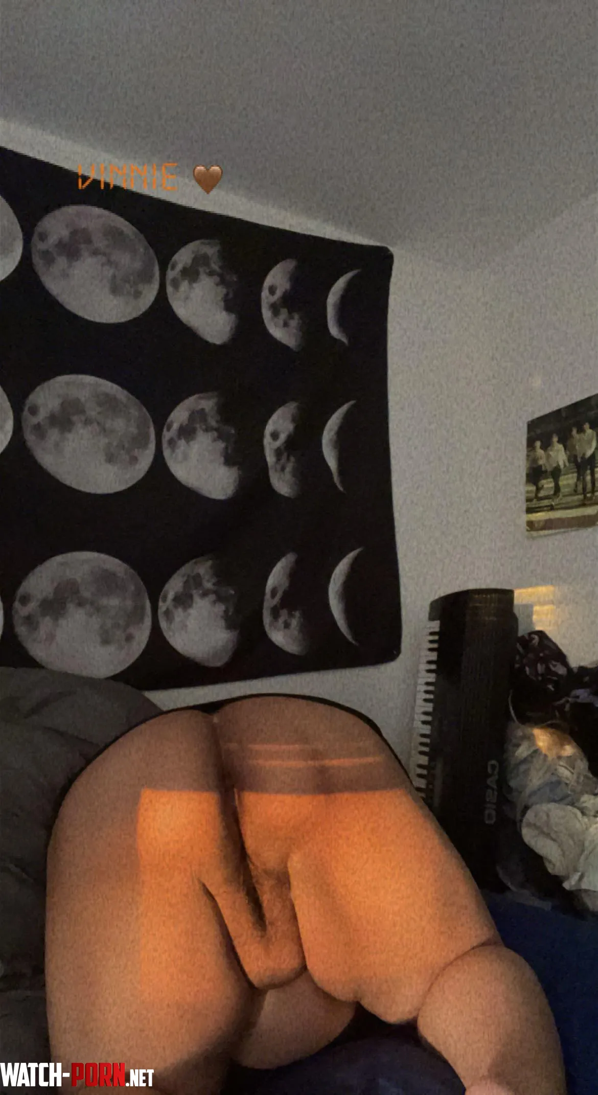 I cant reach this thing I dropped why are staring come help me  by bunnyonmars