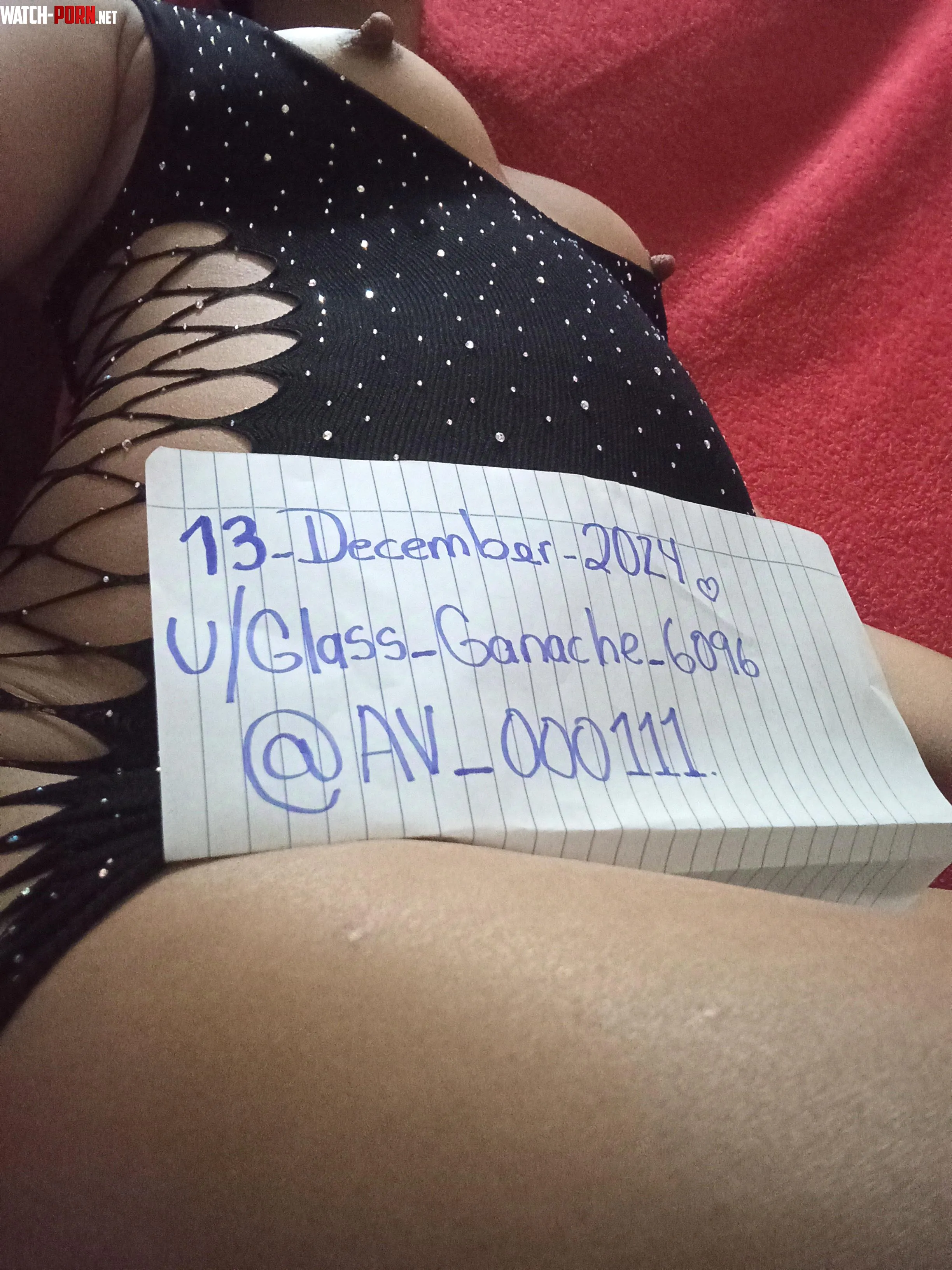 Beautiful pregnant woman available for you  by Glass_Ganache_6096