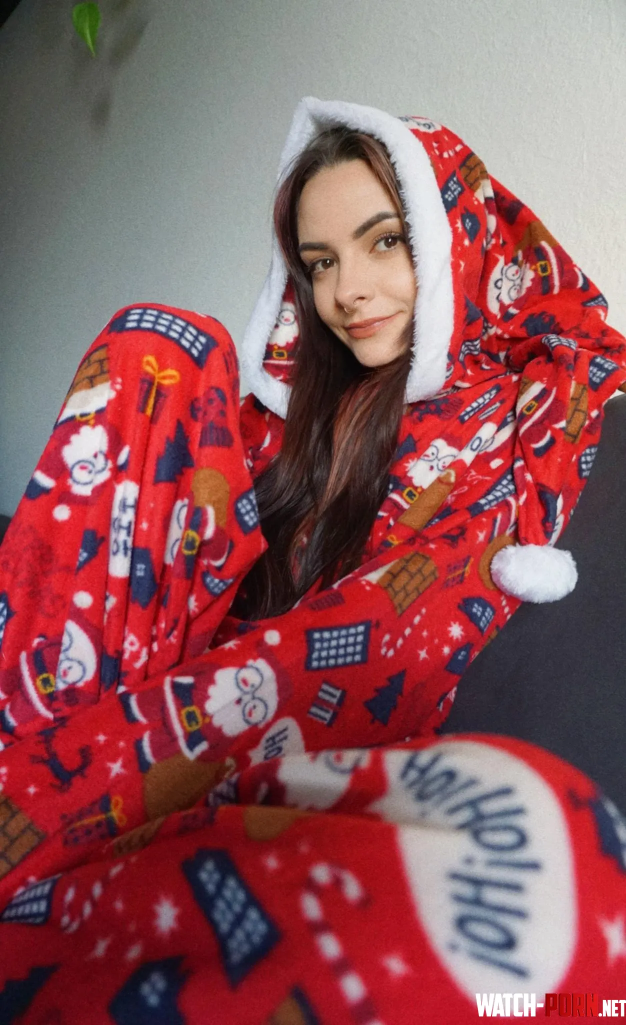 Lets cuddle ALL day  by EllieMoonOF