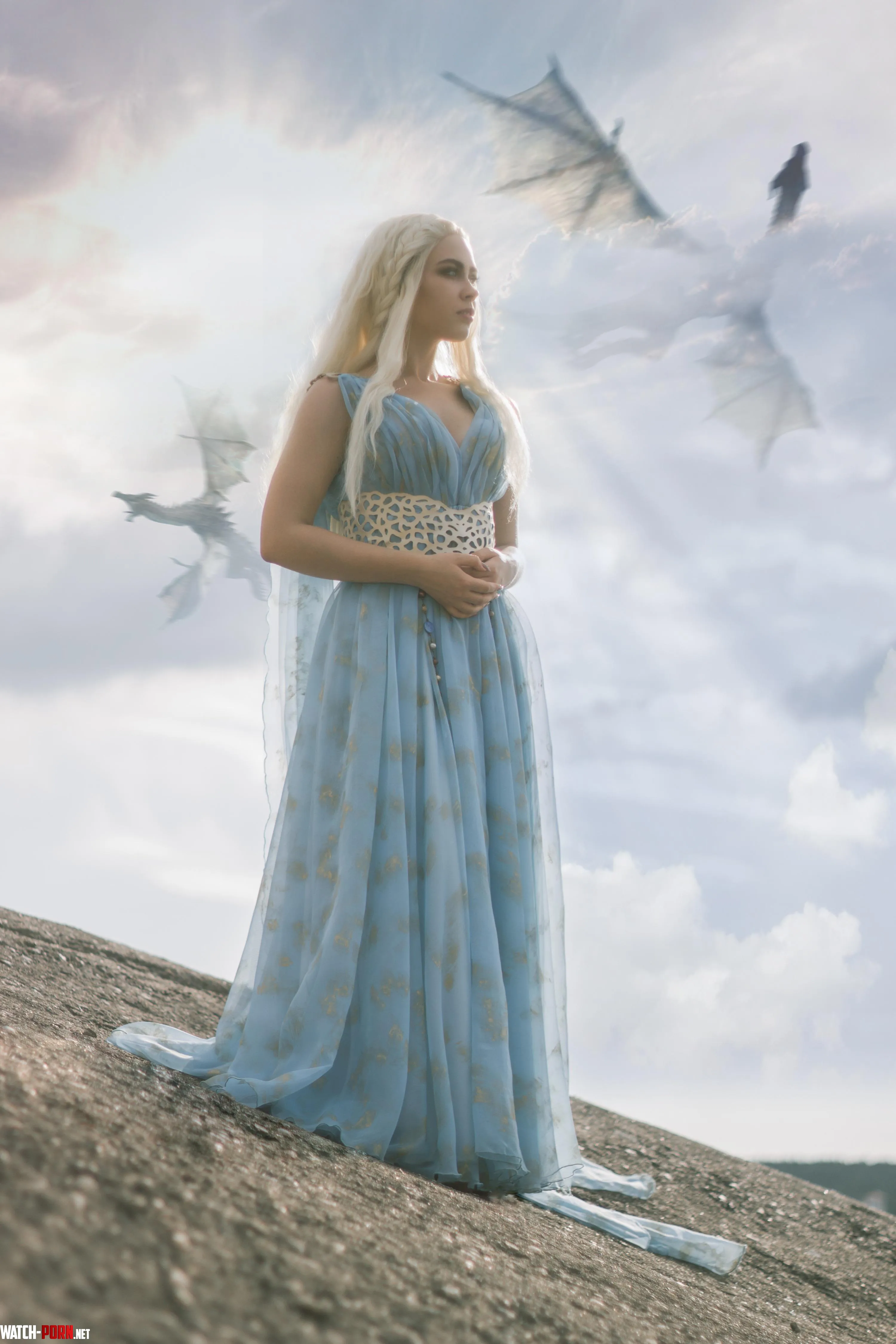 Daenerys by Akito  by Akito_cos