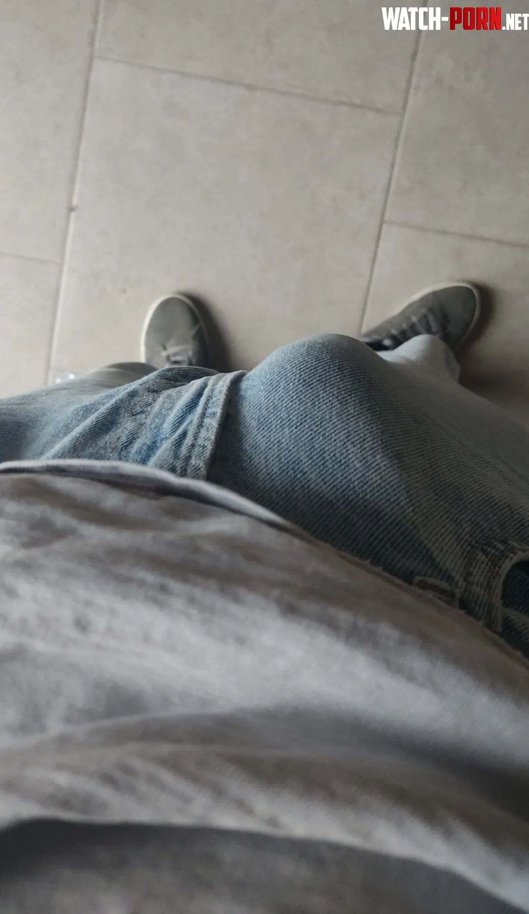 How am i supposed to go outside with this bulge 18 by Halesits