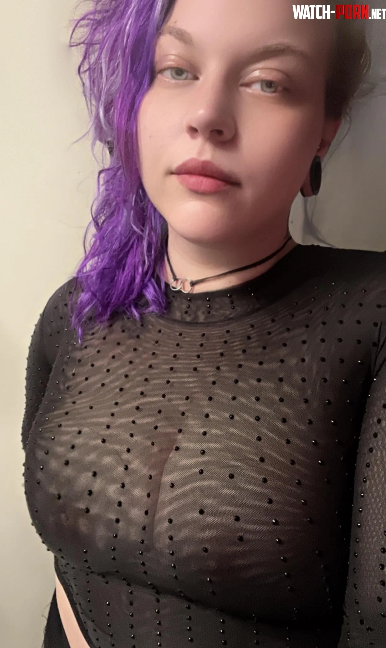 On a first date dress in a way that sends the message you want to convey Do you think the message was received or did I need to speak louder   by ThrashhTrashh