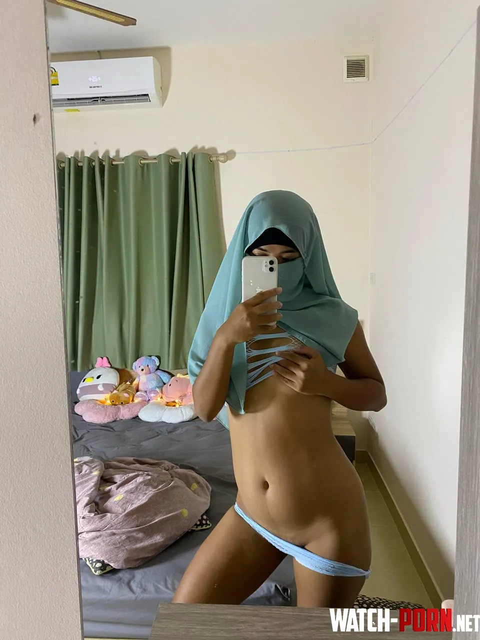 18 Pakistani I like showing off by AnjanathLoreMaster