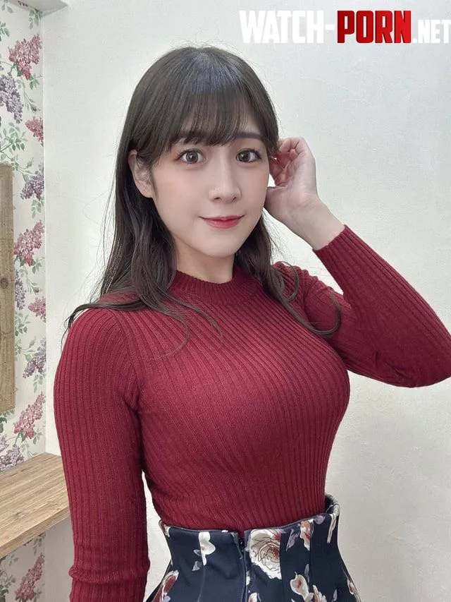Good old red sweater by visual_voice2