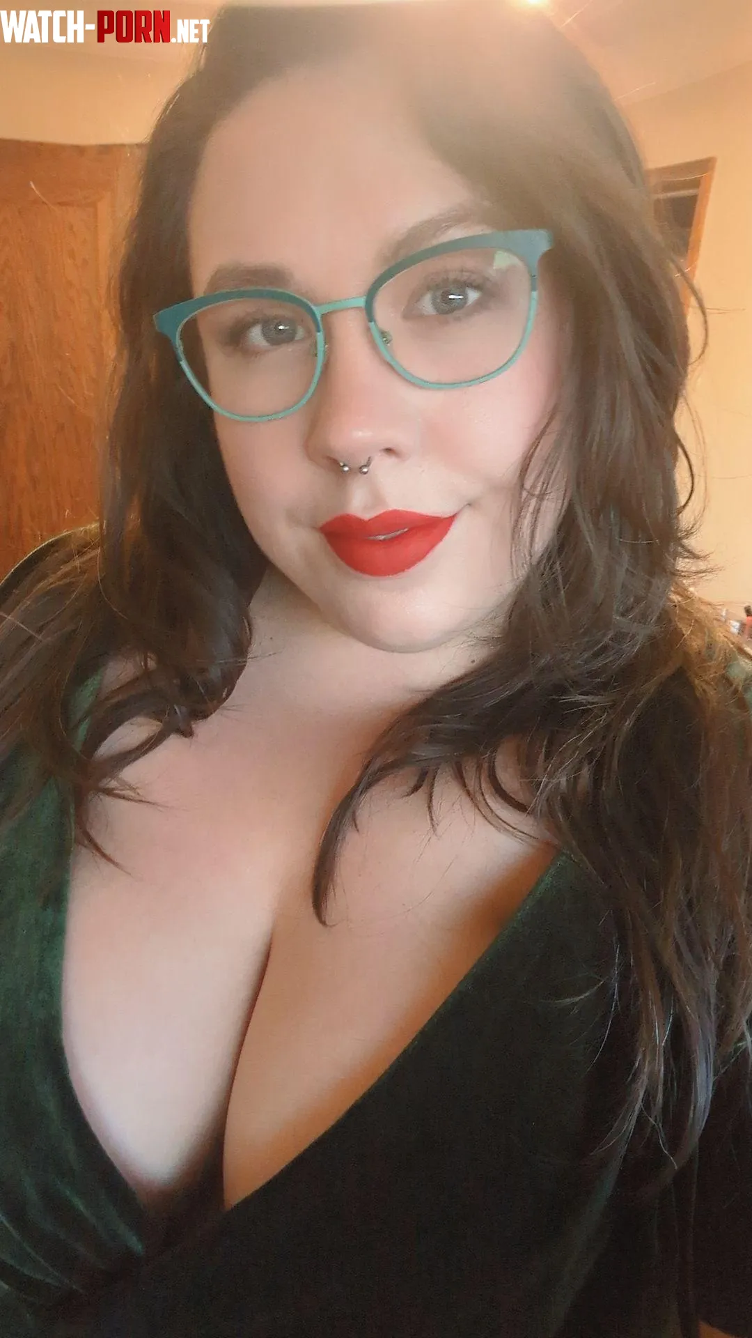 Going to a holiday party by autumn_winters_of