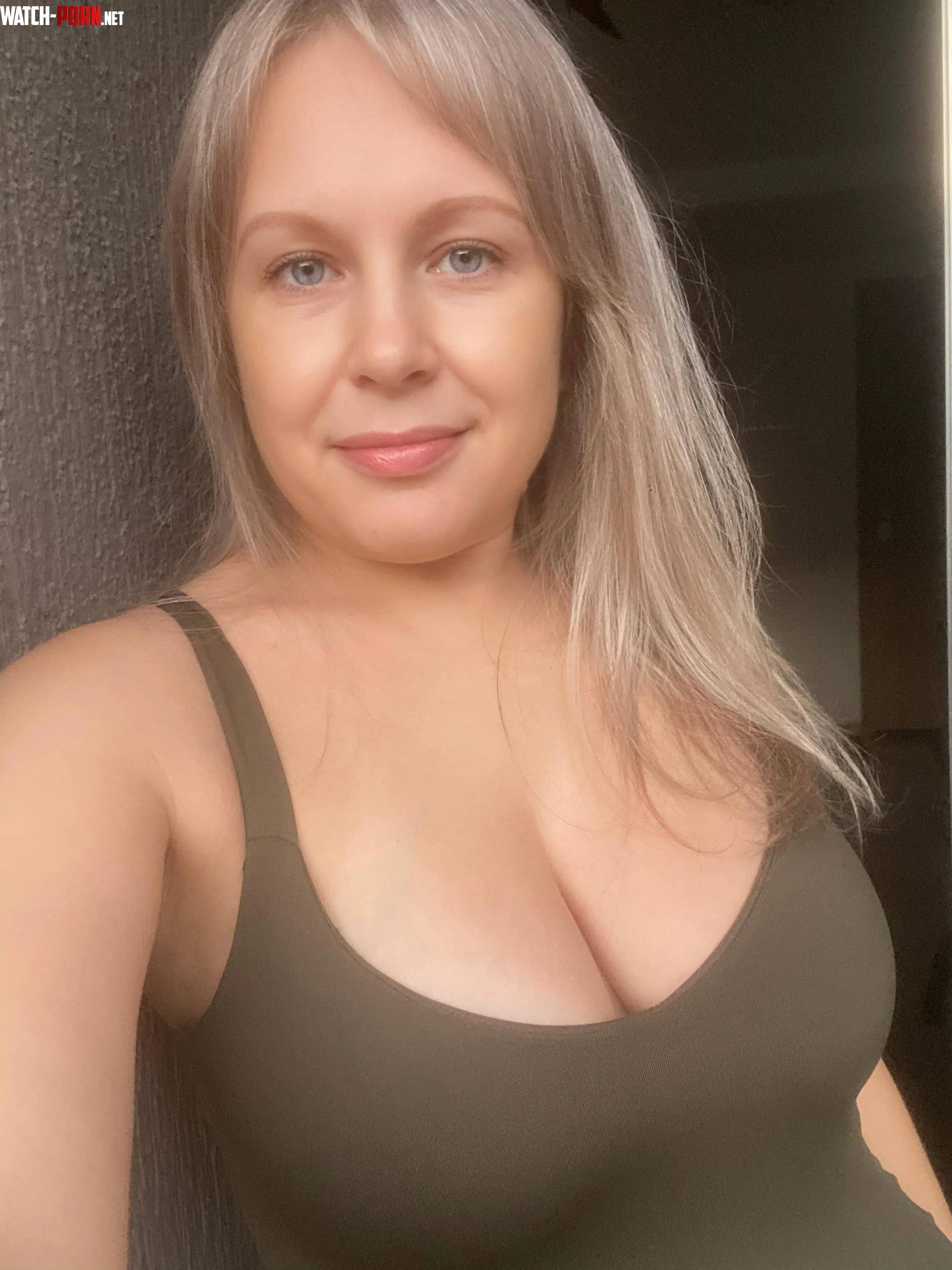 My natural boobs  by Catrin_flower