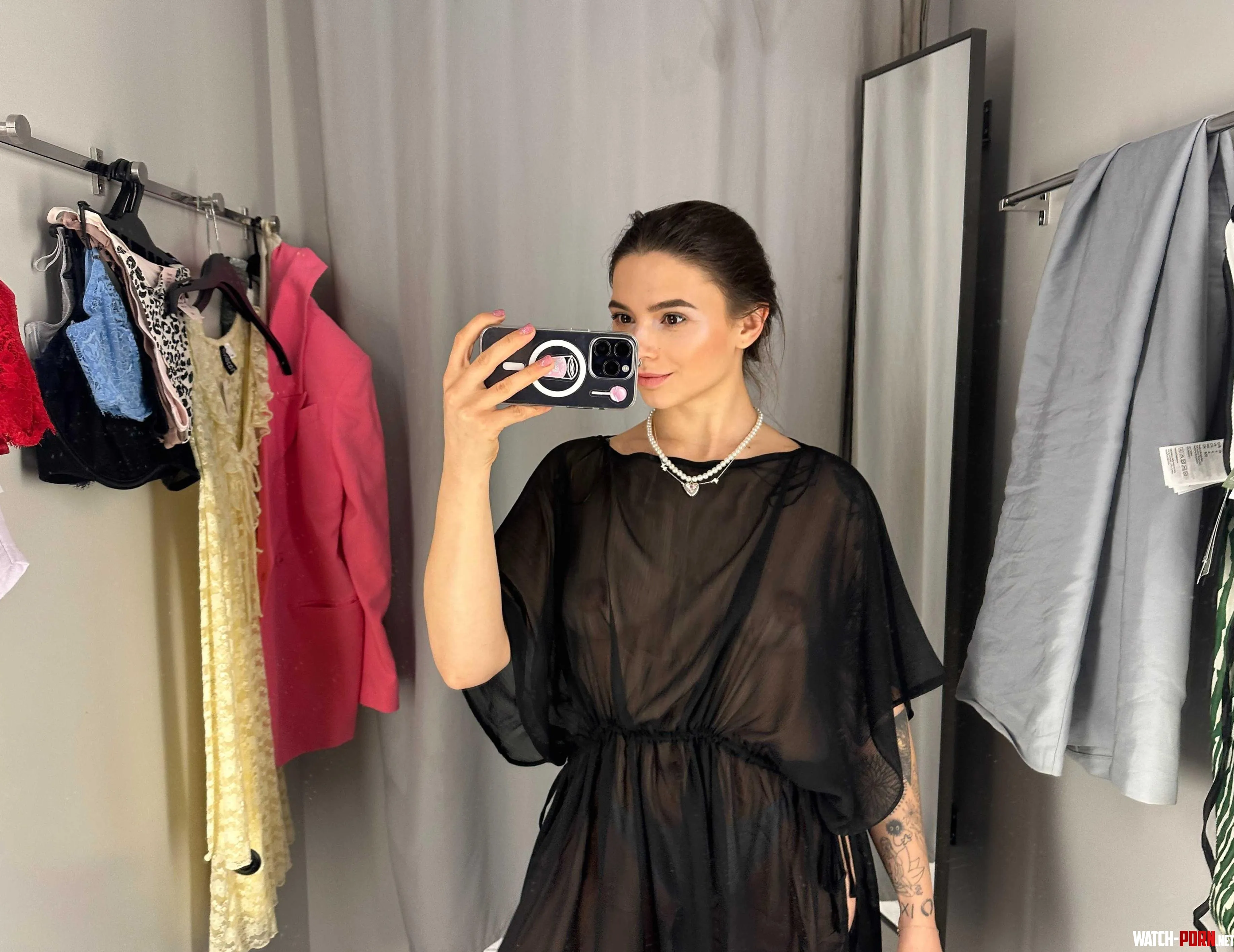 I took a couple selfies while I was shopping by caramelsambuca