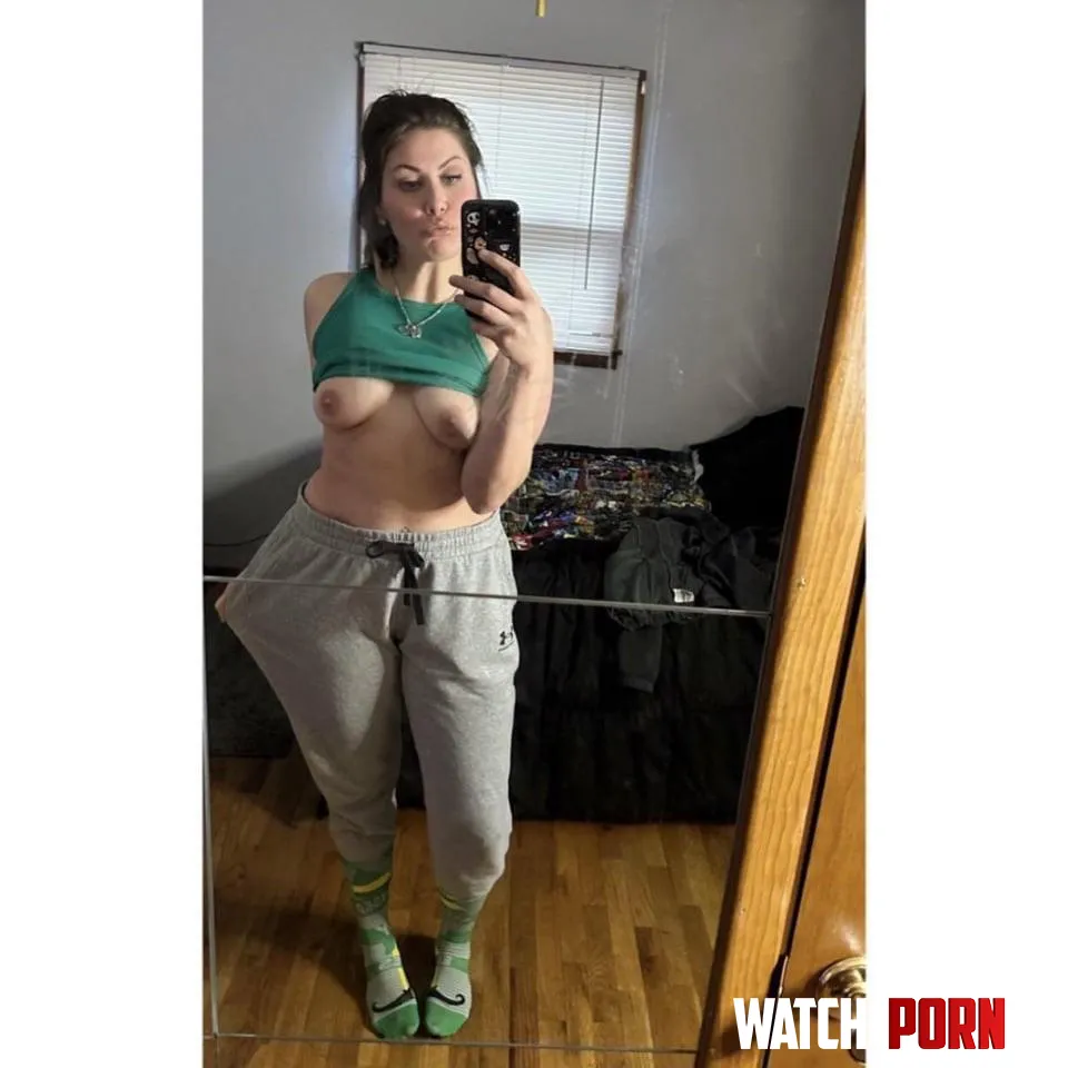My mombod after 1 kid am I still sexy  by Brittfaithm