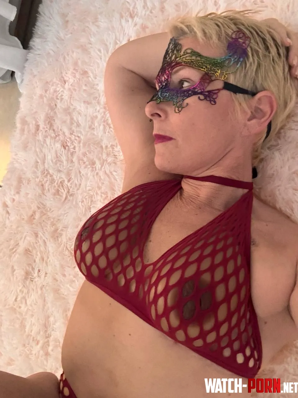 51yearold blonde MILF  Does my body your taste by CrystalVerse