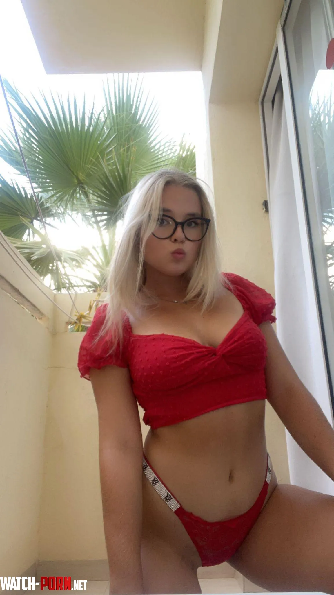 Cute or hot by MoonbeamX0X0