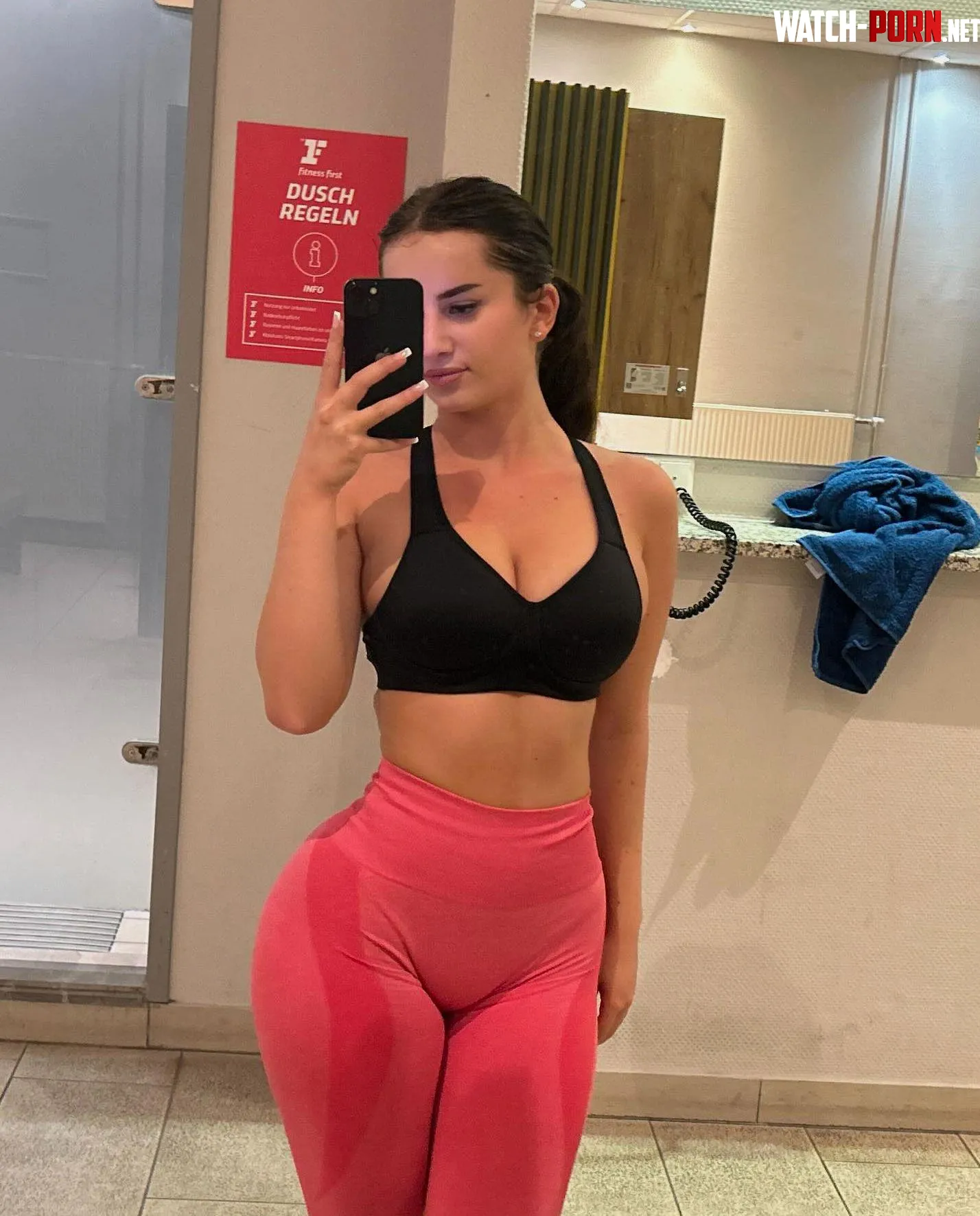 A good gym day starts with the perfect crop top Always by velvetsassylady