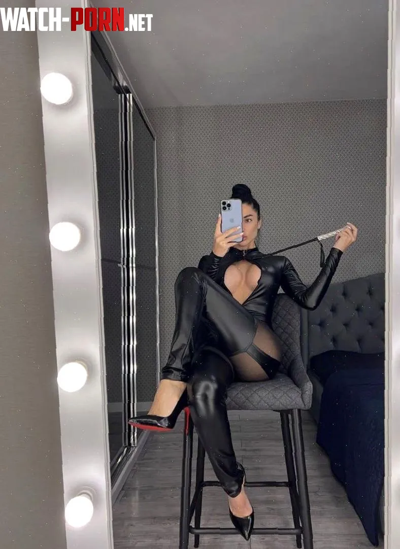 Skintight and perfect for my night out by bbw_model