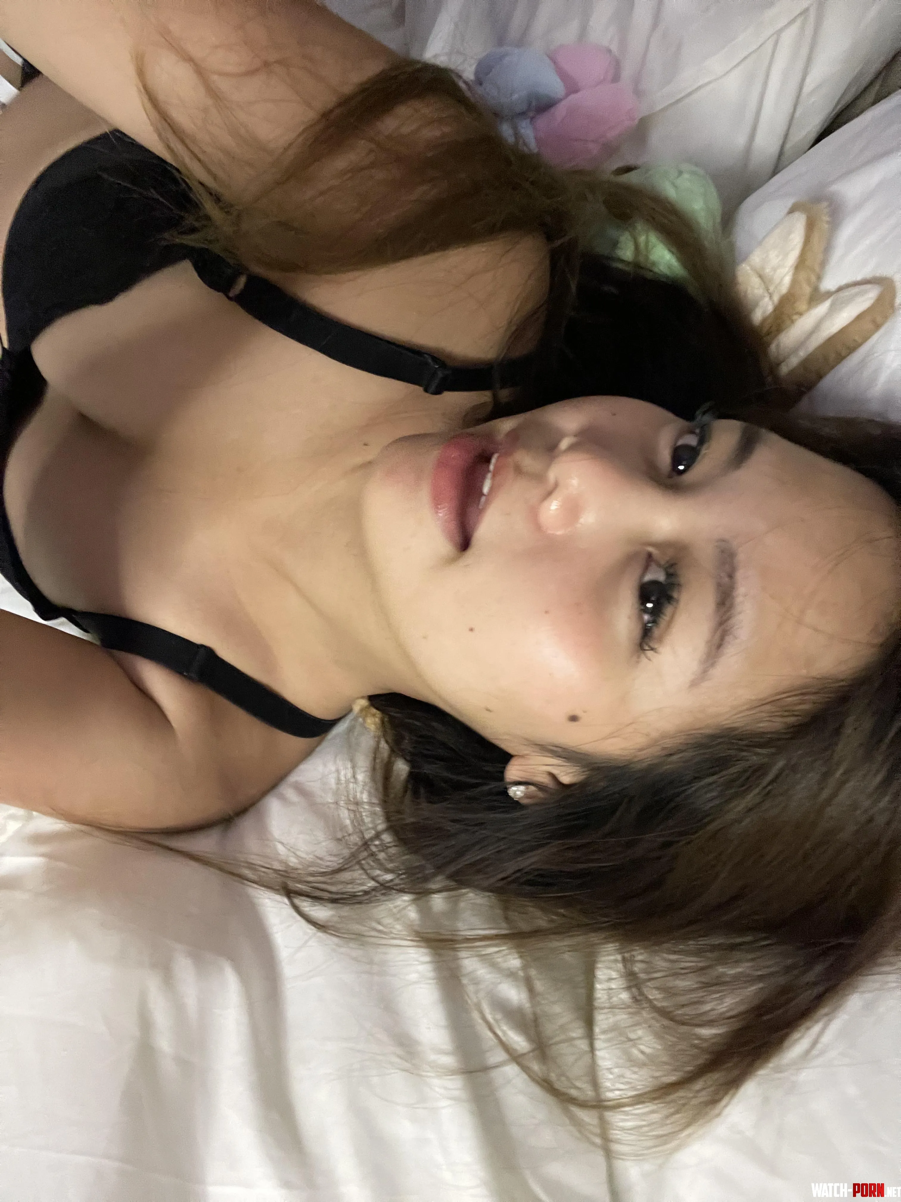 would you jerk off to my nudes if i send them to you  by StarlixightSoul