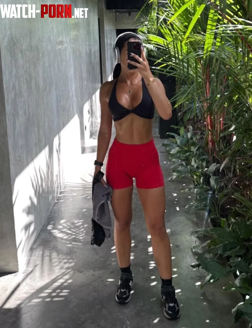 First post here Sweaty exhausting workout  by veronicadiazz97