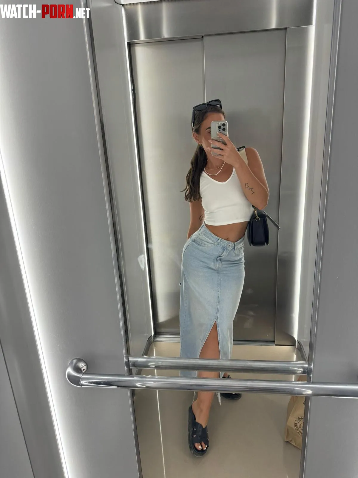 Love to wear croptops without a bra by malllorca_marie