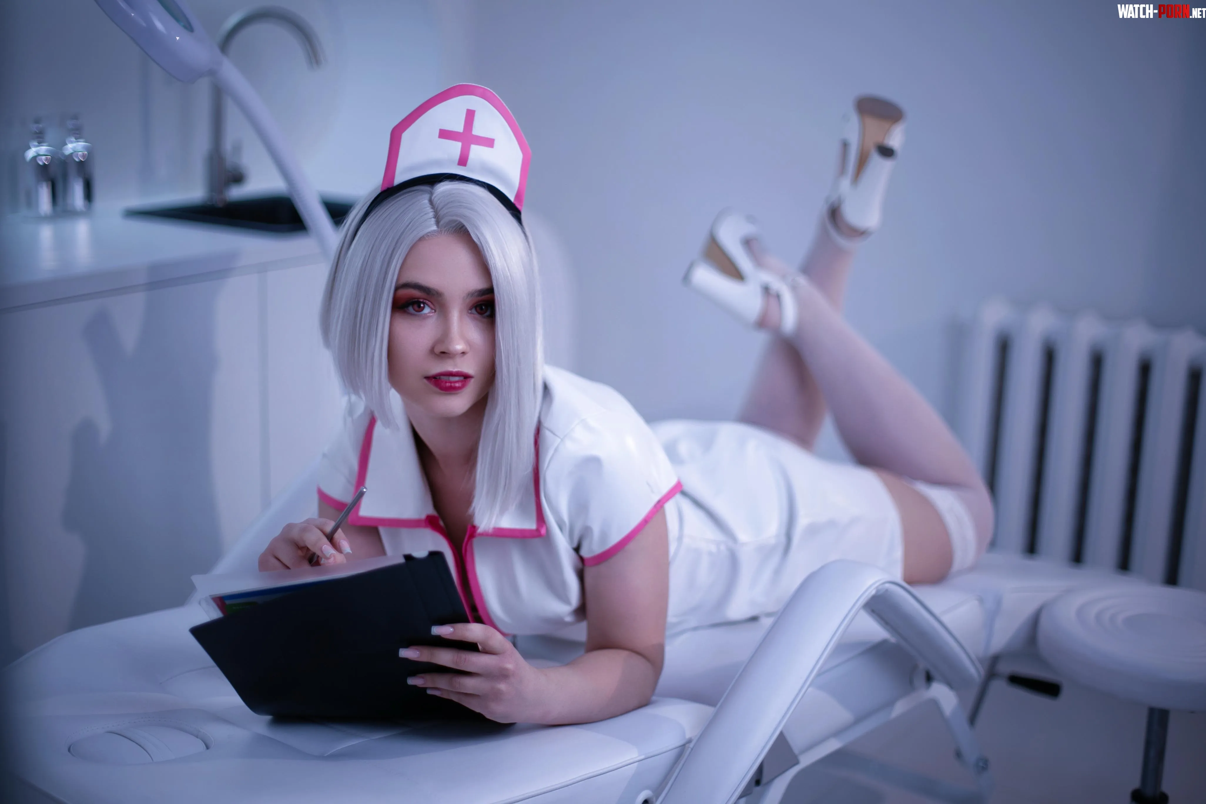 Nurse Ashe from Overwatch by Akito by Akito_cos