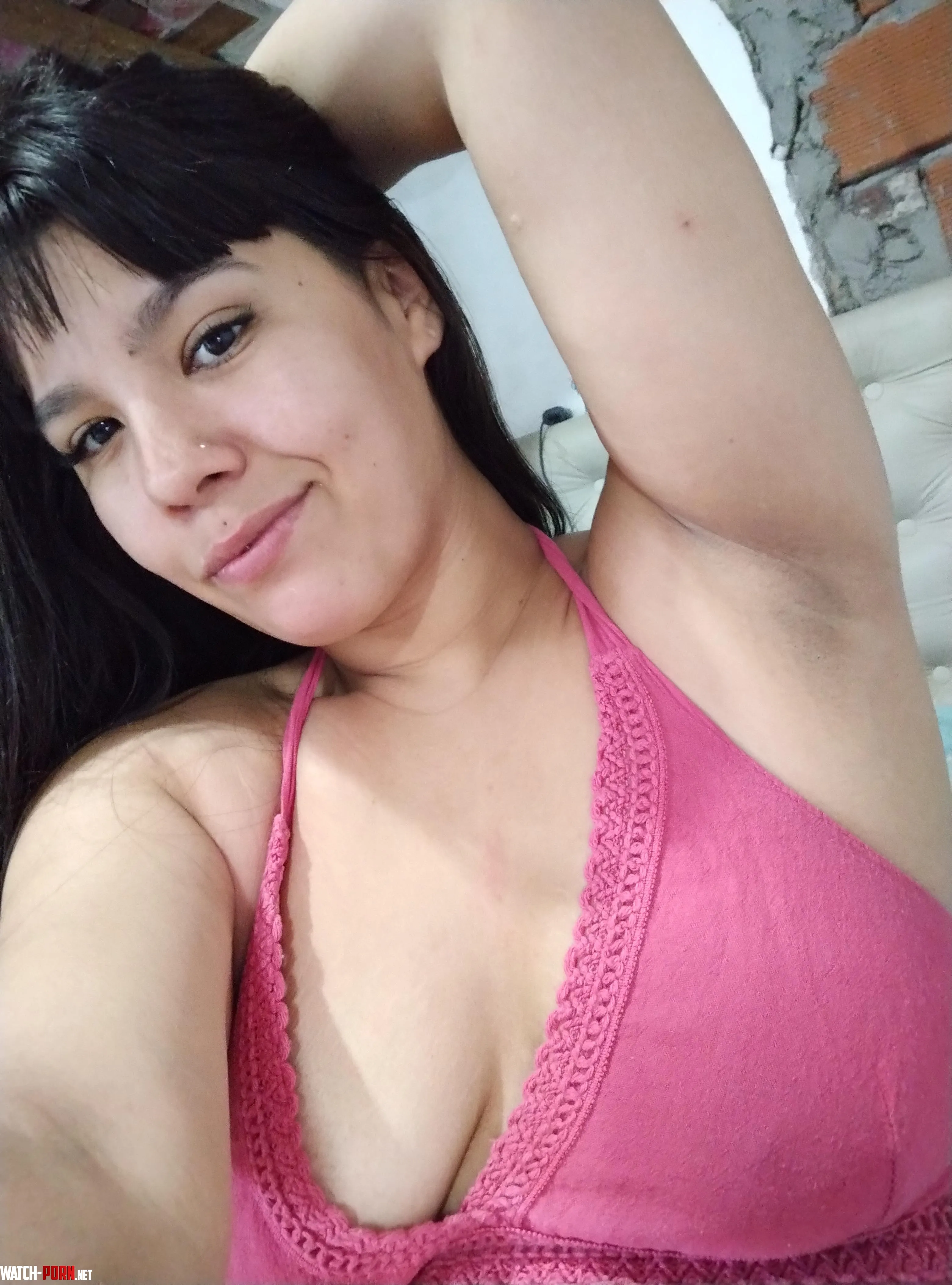 Shaved armpit ready for you to pass your tongue over here by Miss_Agatha0