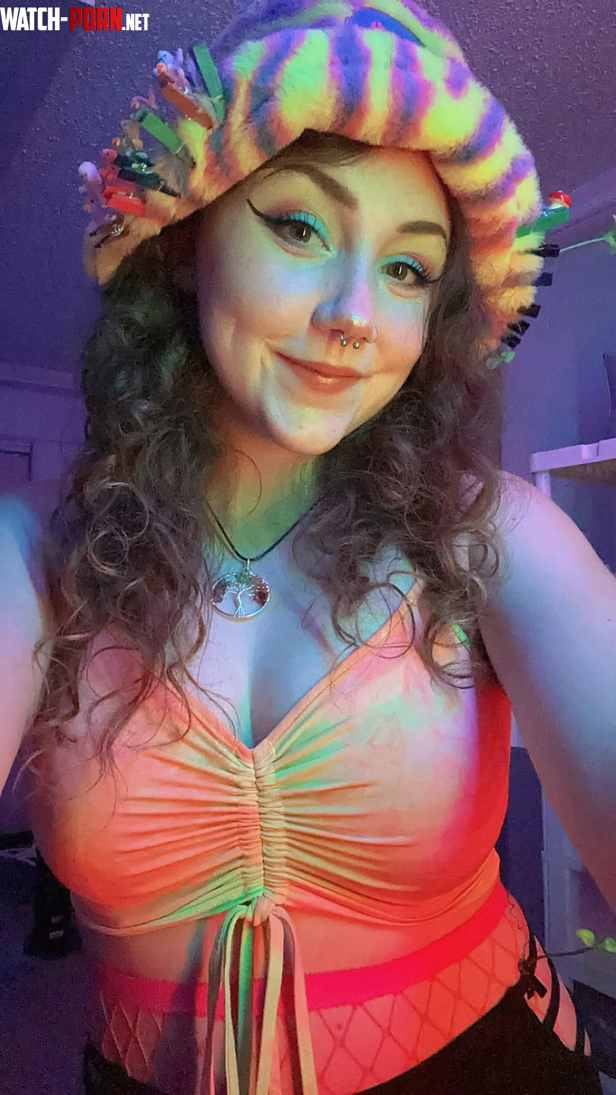 freakycurlyLEDs by trippyg0th-