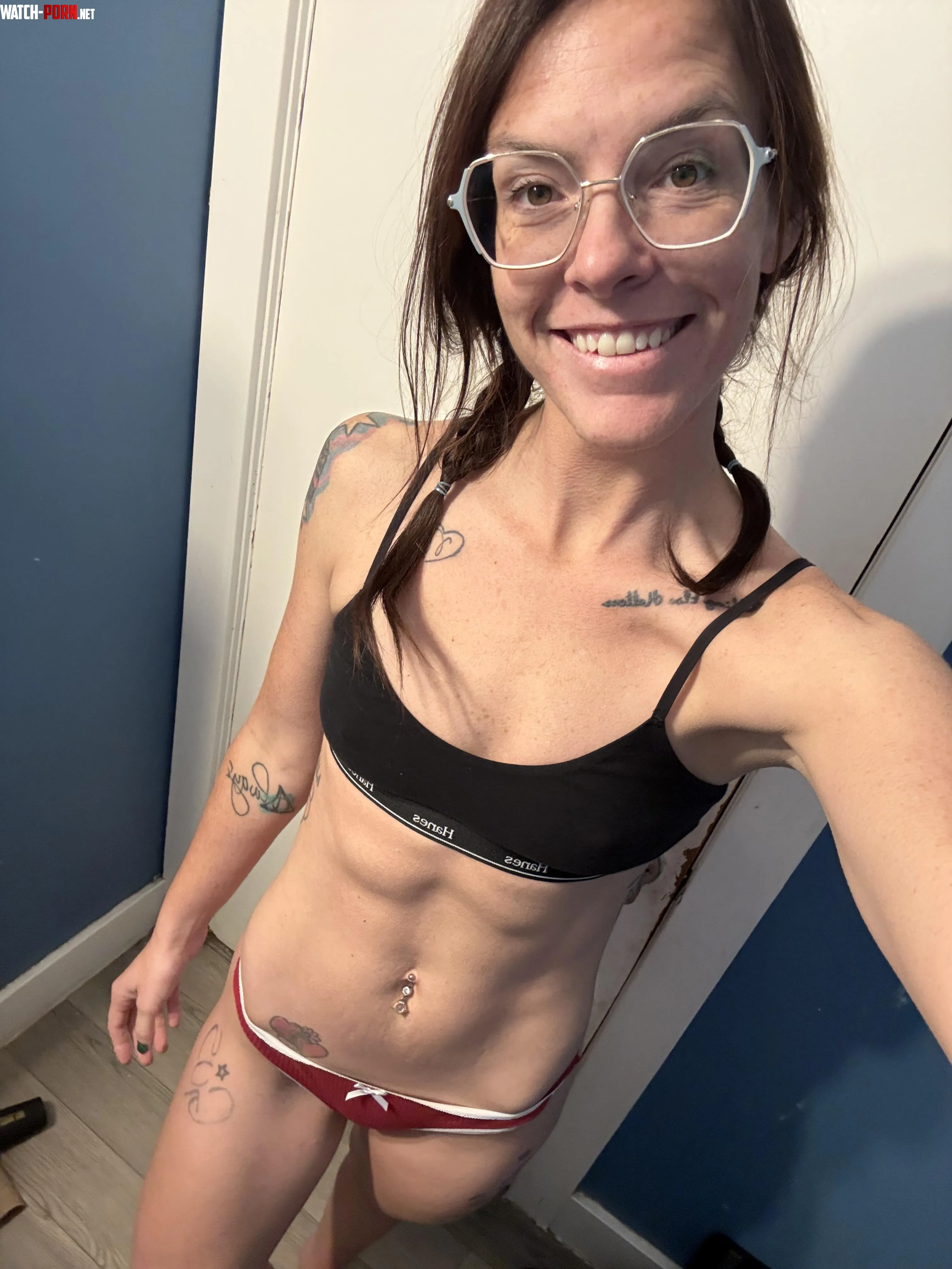 Hot mess after the gym and time for a hot shower  by Hedontastical