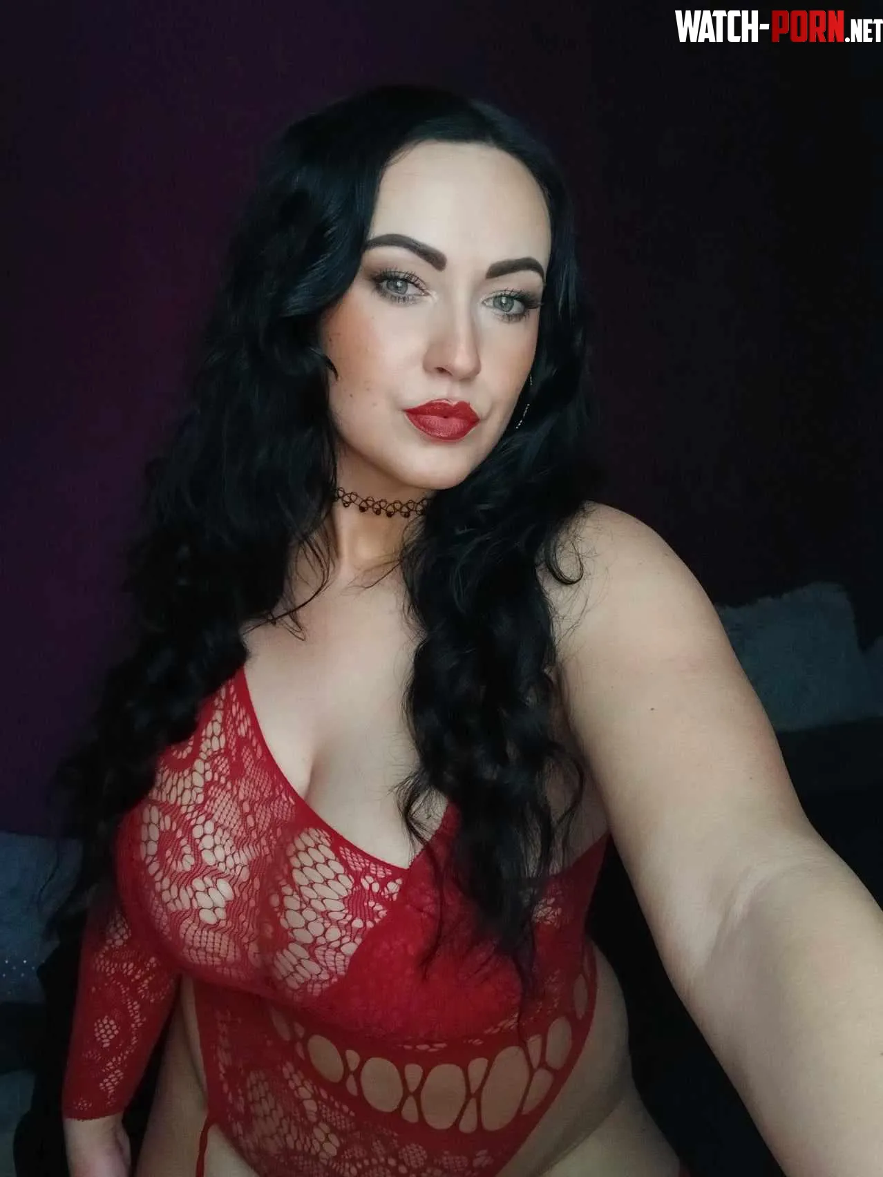 Red is my favorite color and yours by Dia-Siantess