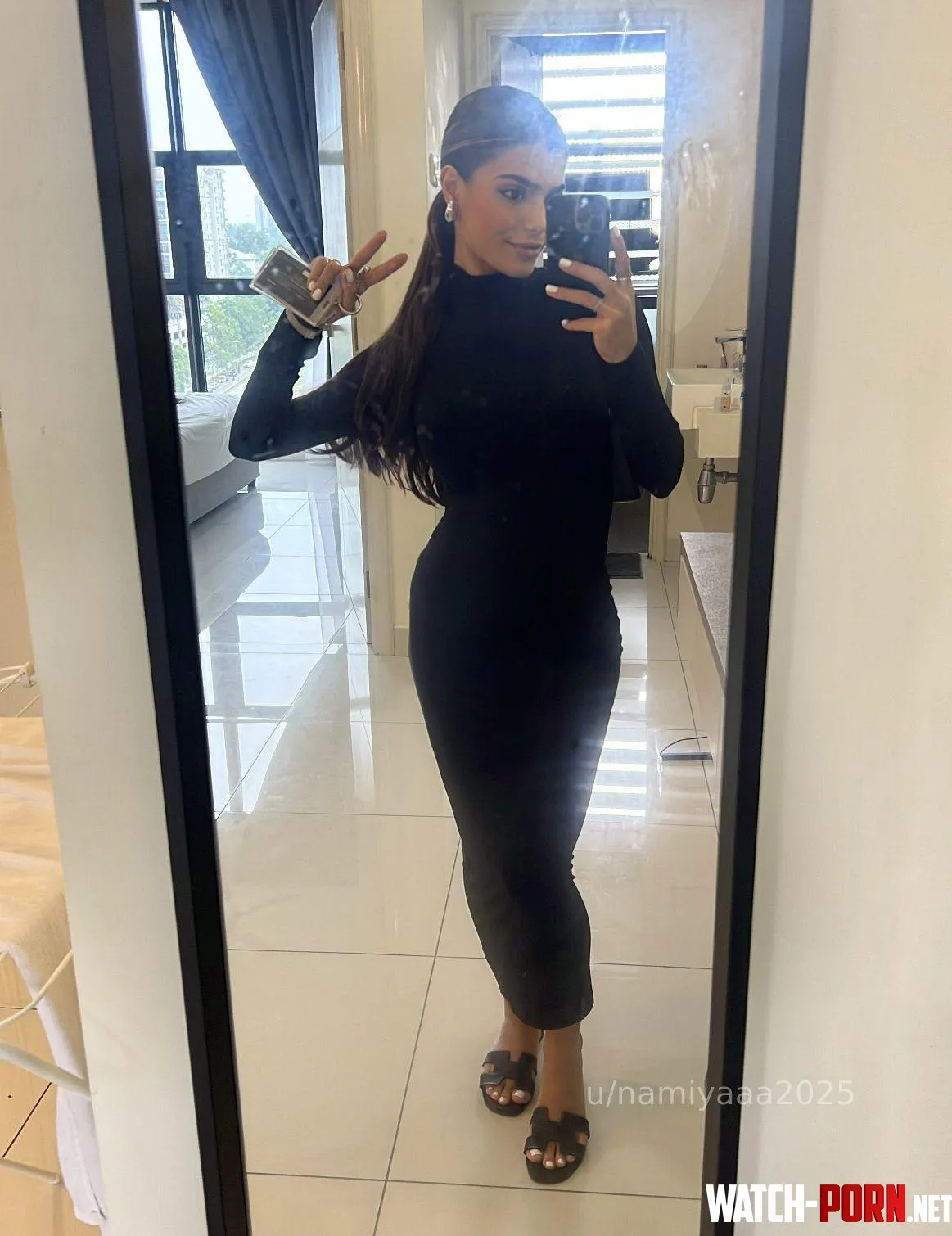 Classy in all black by namiyaaa2025