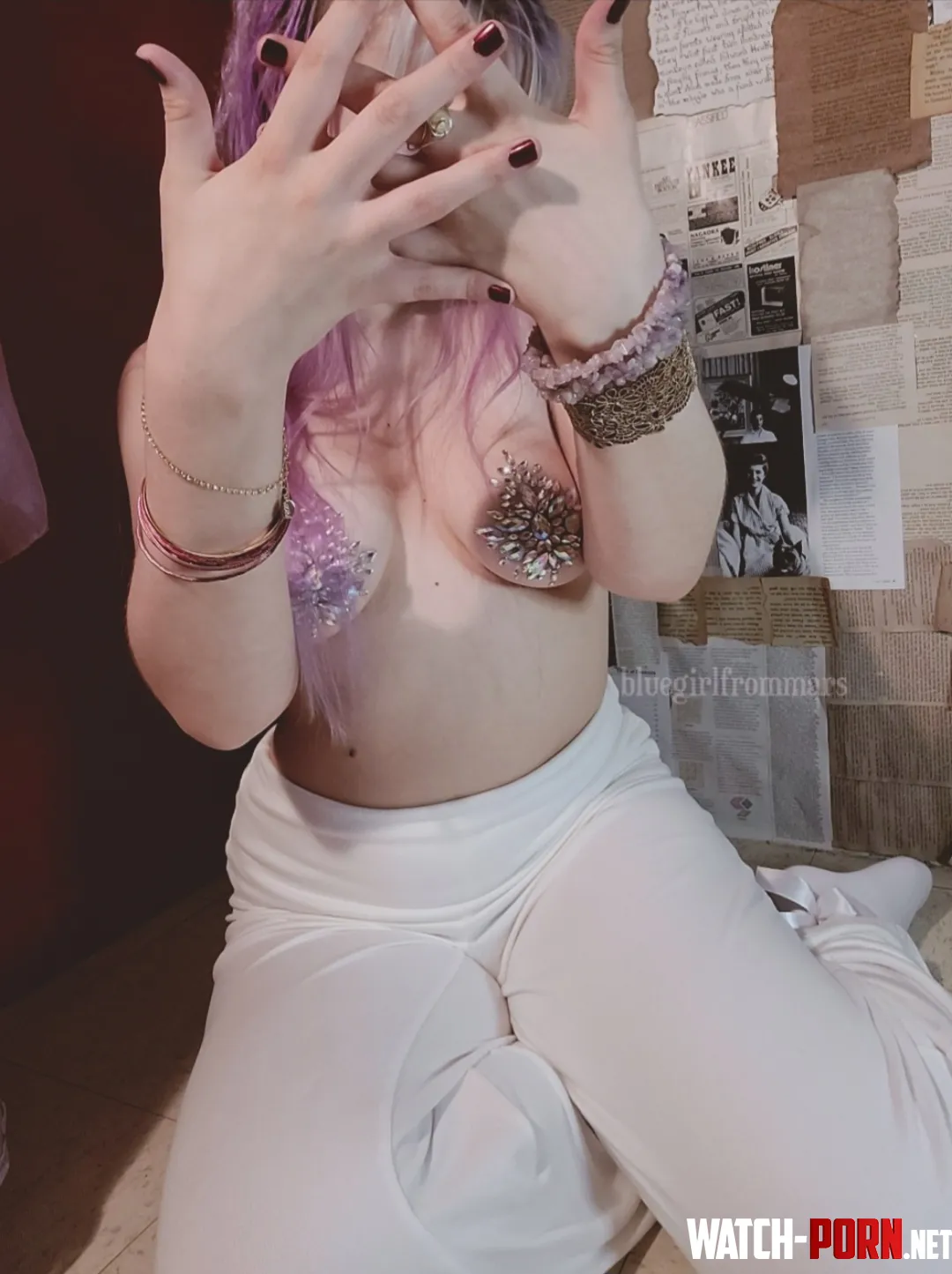 I love red nails  by bluegirlfrommars