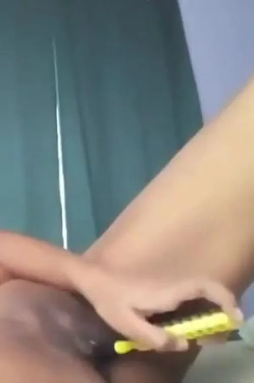 Thumbnail Meet a Pakistani Lesbian Embracing Self-Love with her Hairbrush by Kaatekhann