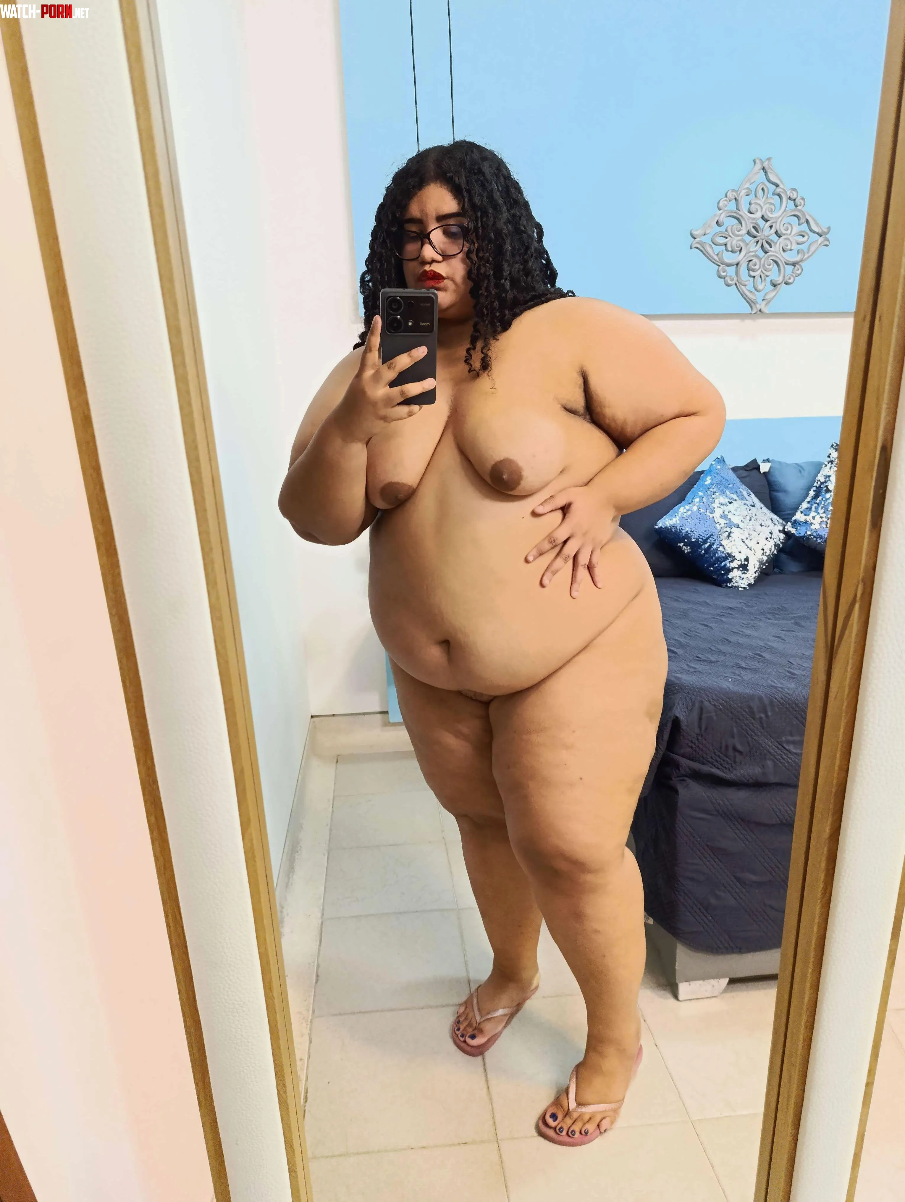 will you let a 280lbs girl sit on your face by HaileyWhirl