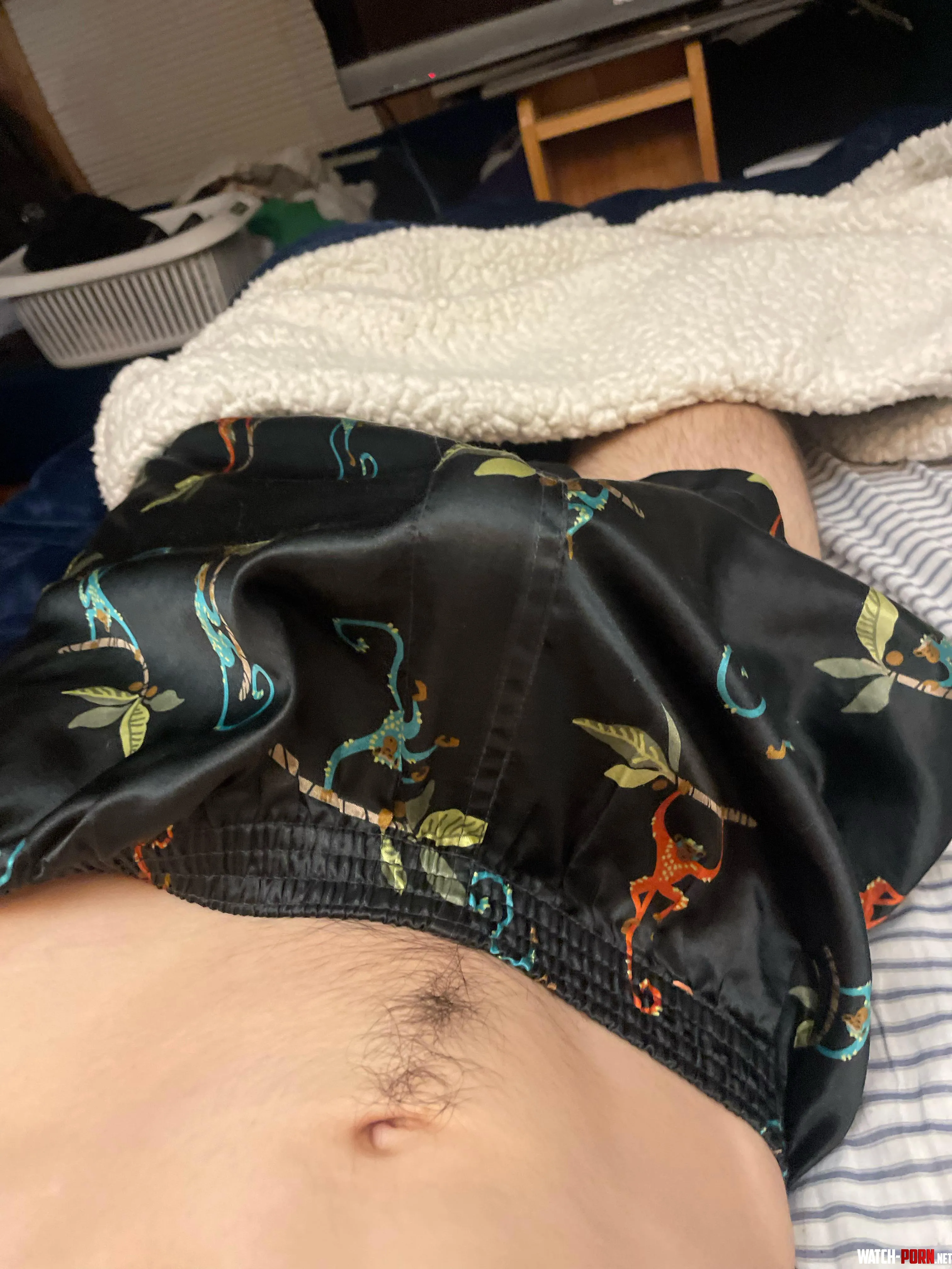 Lovely bulge of mine by Previous-Function652