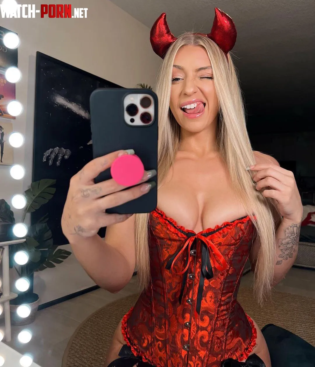 Big Tits and ass available fun snp princrespretty  by sawachi1