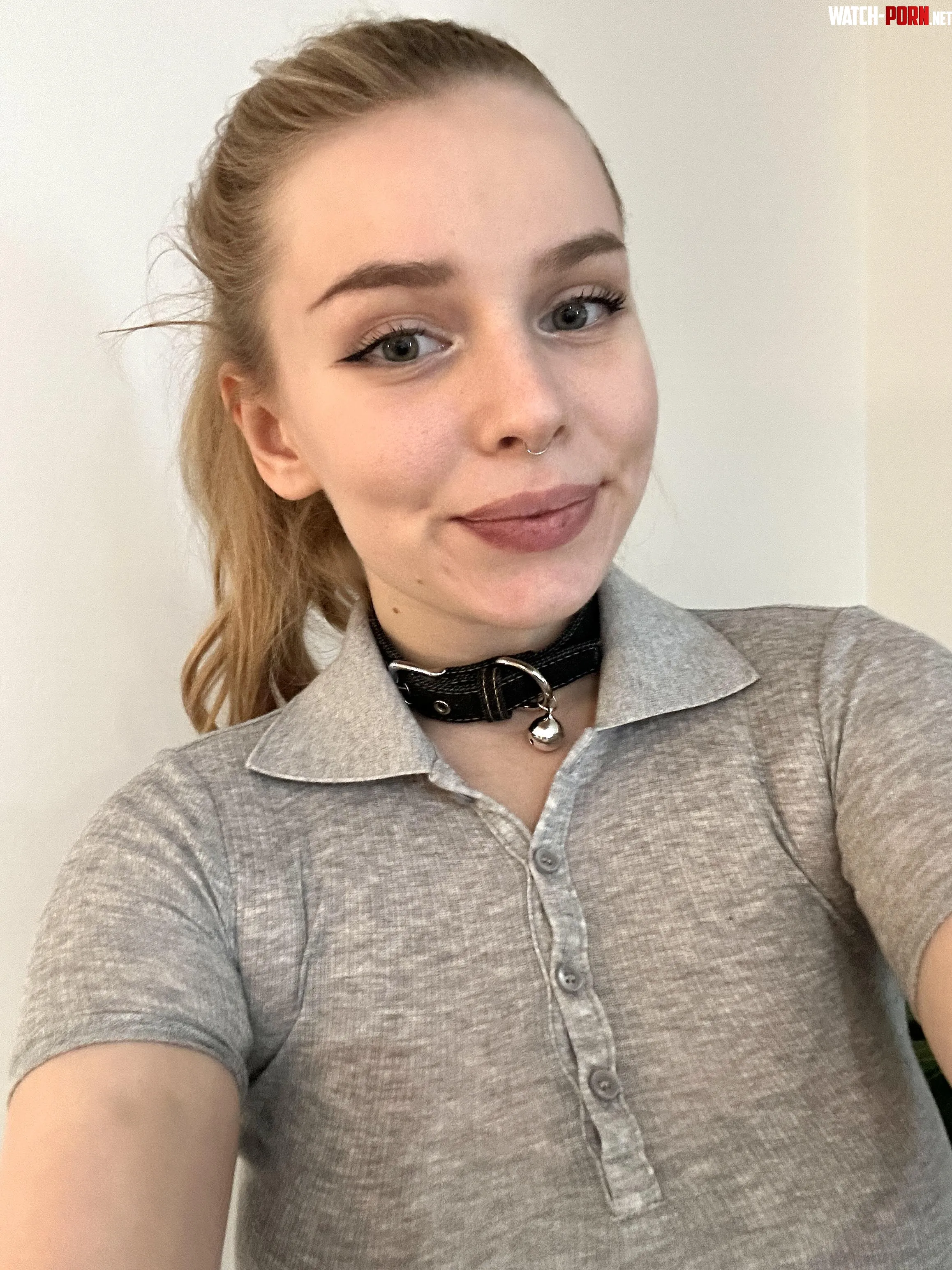 Even the shyest girls at school love wearing a collar 3 by ChicrRadiance