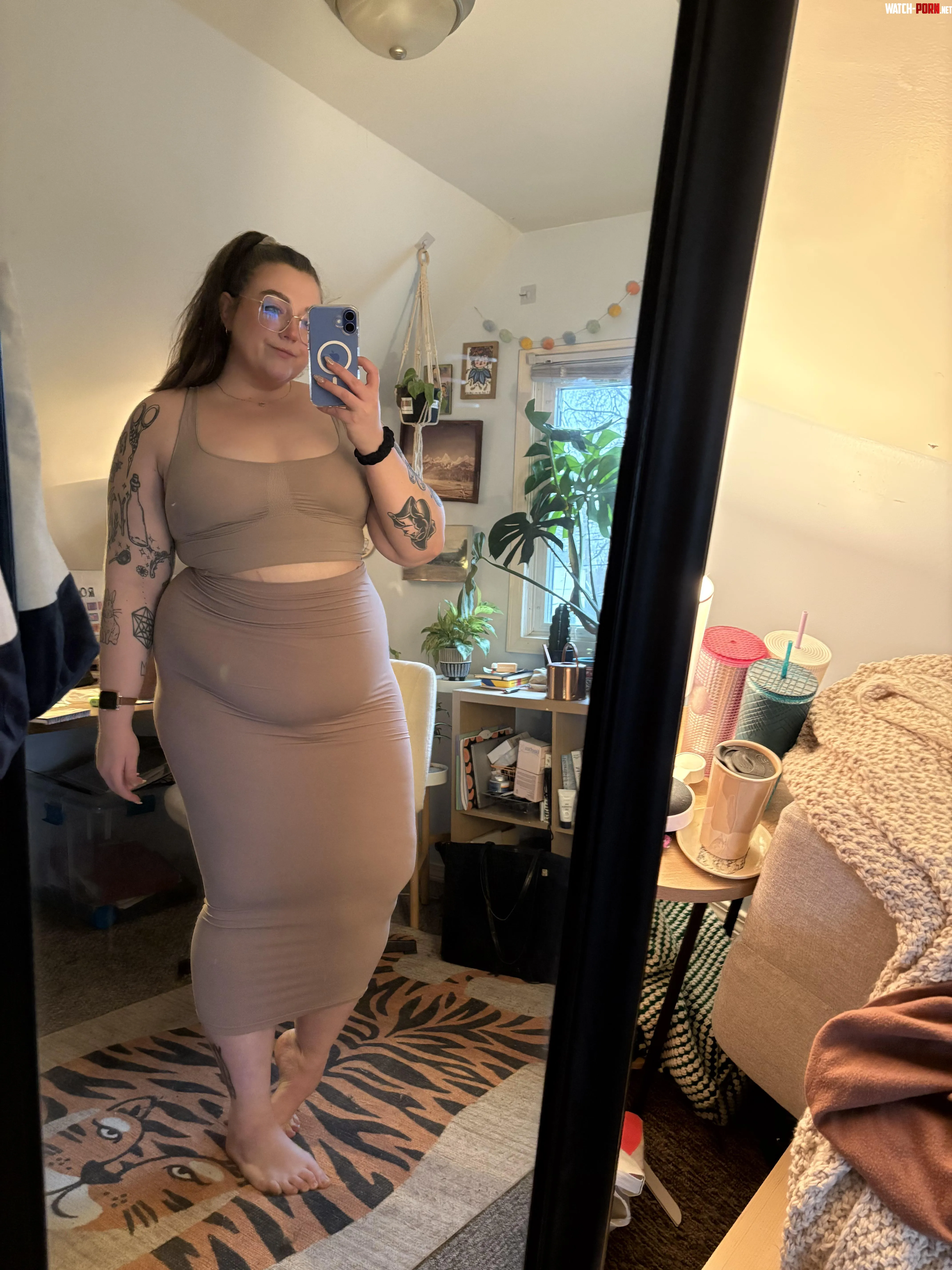 I love the way this game outfit hugs my curves   by Select_Confidence_40