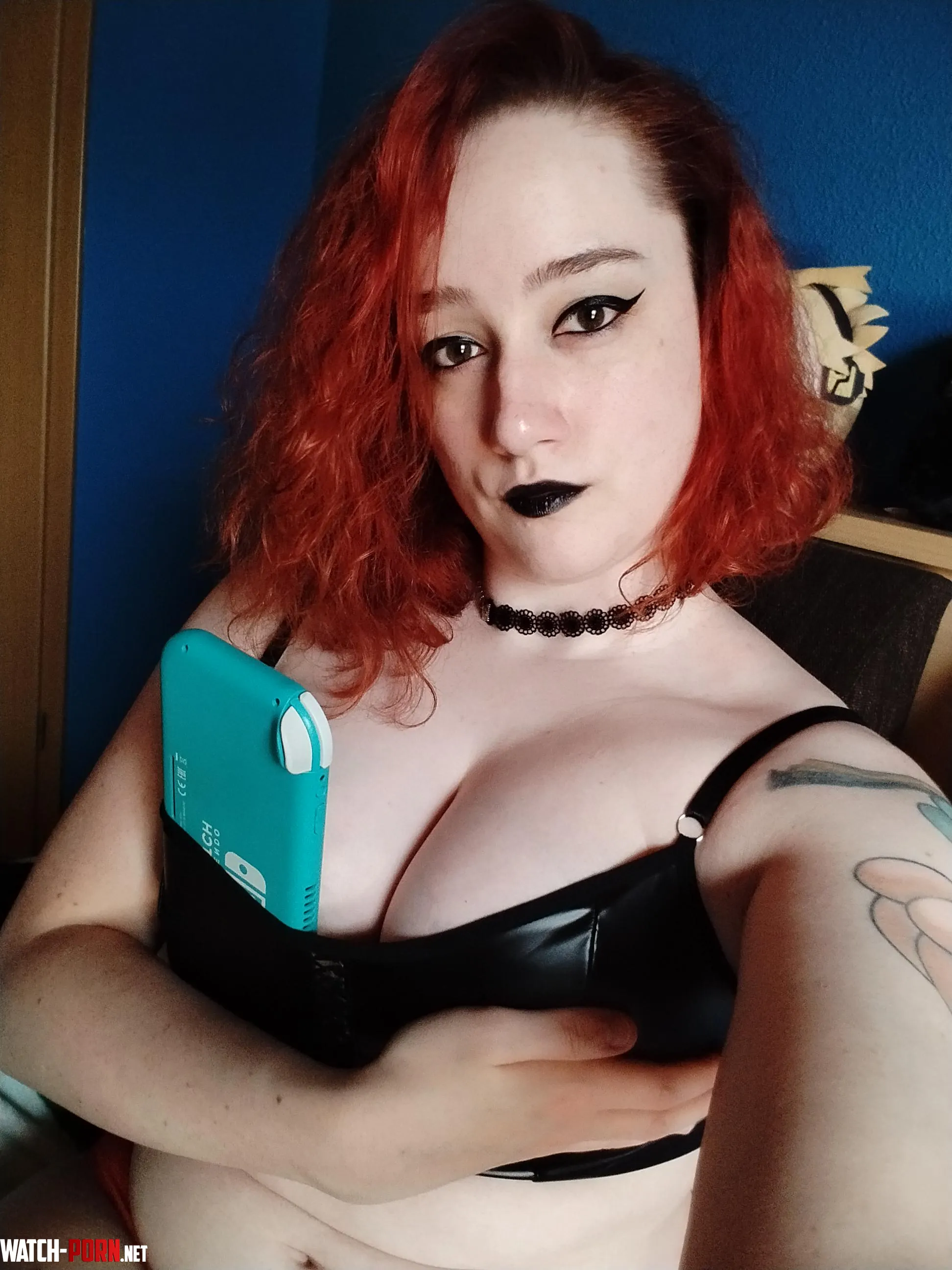 Nintendo or boobs Choose wisely by Bella_Bi