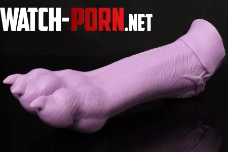 squeaky paw got by smokeypupp