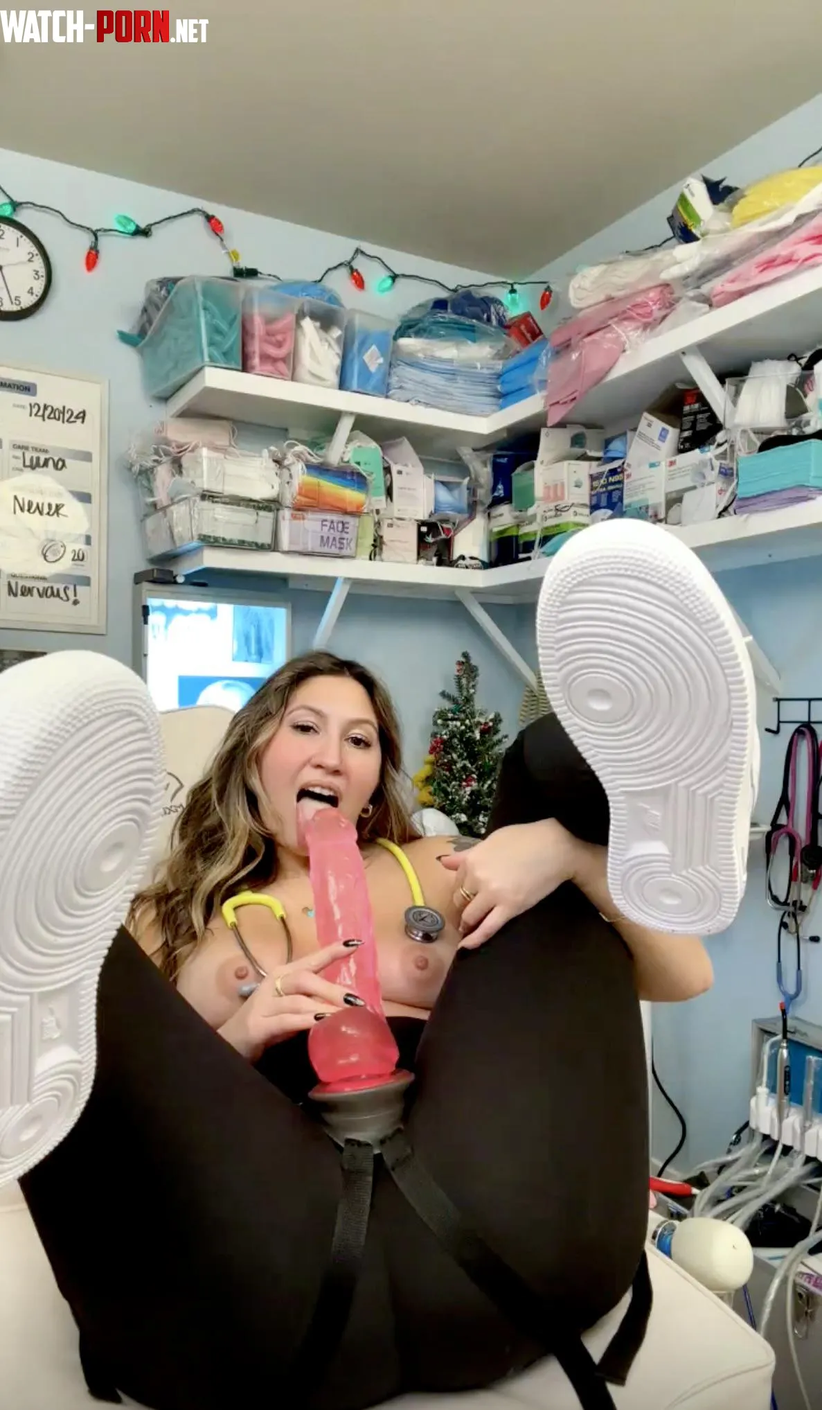 Now worship your goddess nurse  by Lunarose9292