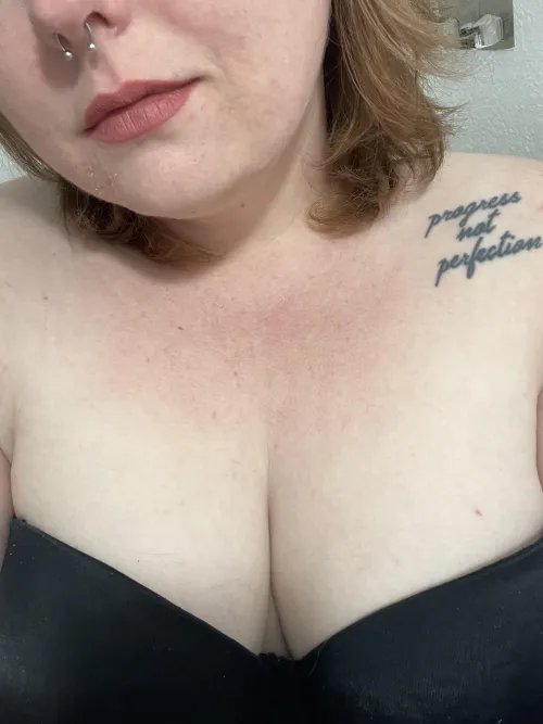 Thumbnail Horny into the New Year: BBW's Passion Unleashed