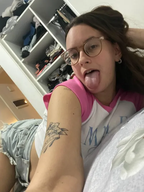 Thumbnail Sensual Indulgence: Ready for Intimacy - w_queen