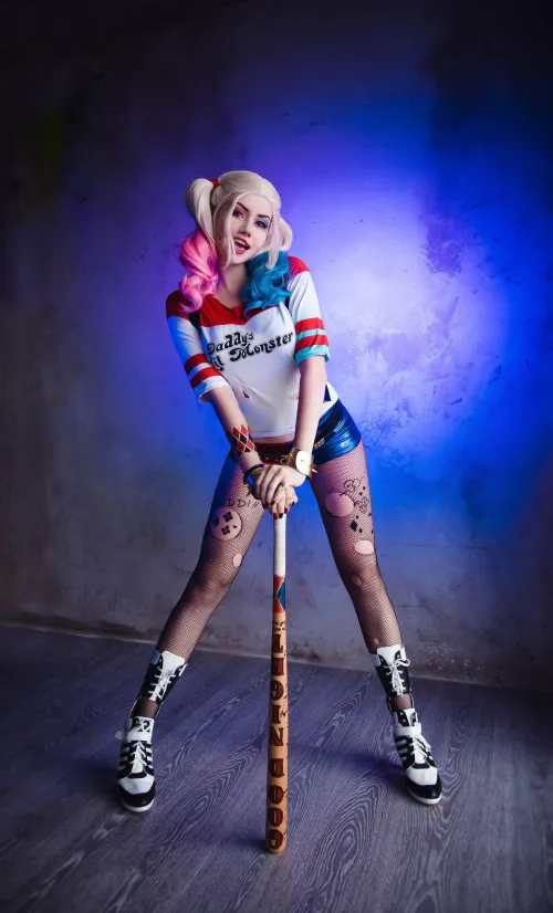 Thumbnail Anastasia_komori Pays Tribute to Cosplaygirls with Harley Quinn from Suicide Squad