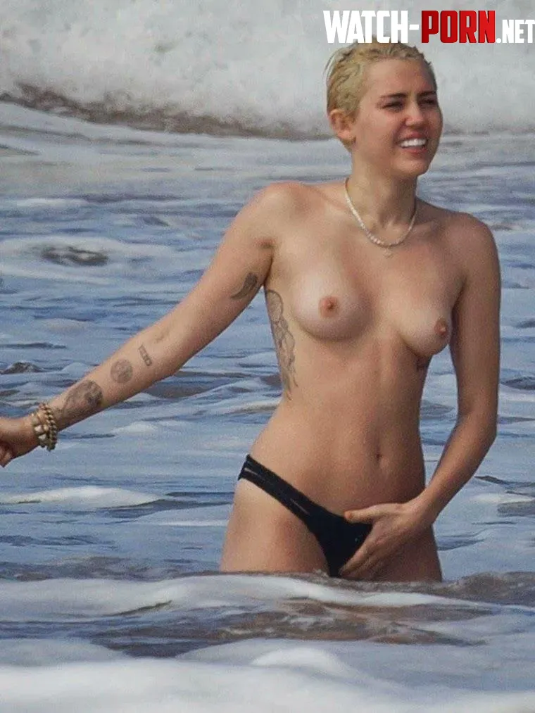 Miley Cyrus by Ok_Produce8610