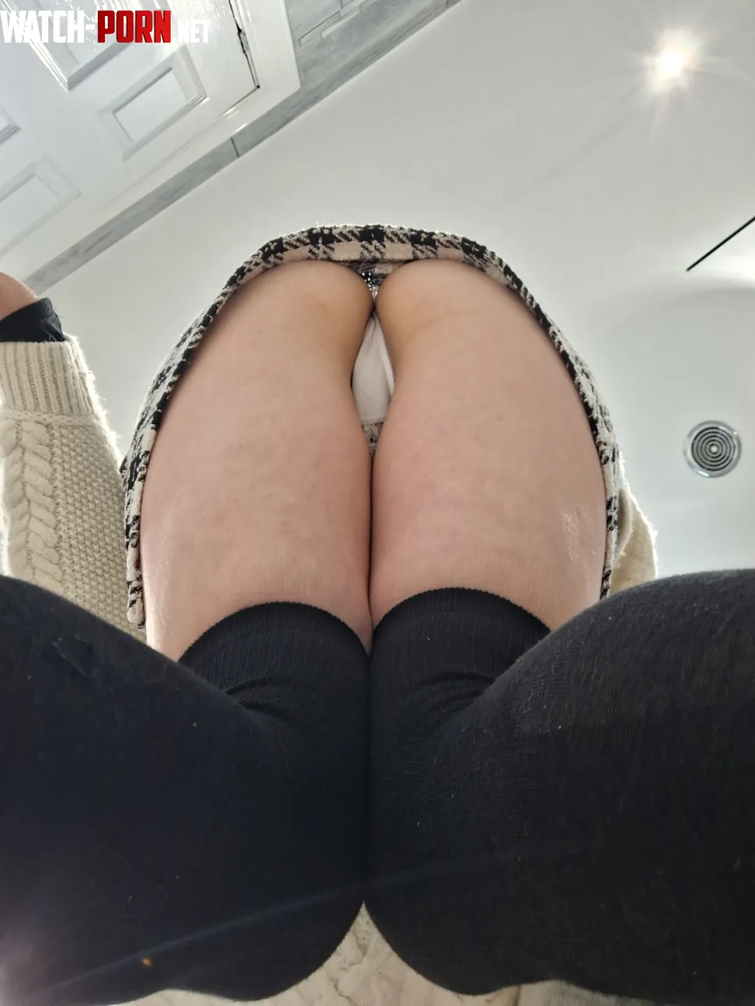 Can you tell whats under my panties by Ivory_Curls