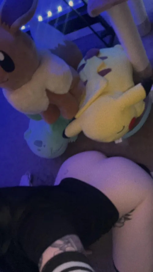 Thumbnail GWNerdy: Dive into 'Well, Someone's Gotta Eat It' by Its_YouKittenMe