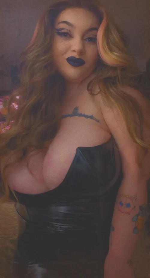 Thumbnail Celebrate New Year's with 'Happy New Year Wishes and Curves' by Separate_Function3
