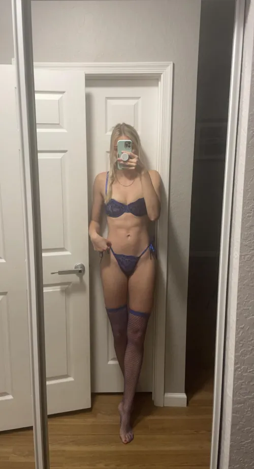 Thumbnail Long Legs, Wet Surprises - shotofblonde's BonerMaterial Revelation